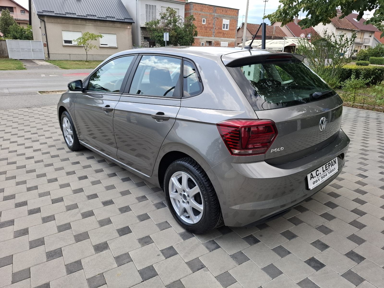 VW Polo 1 0 2018god JAMSTVO MF BLUETOOTH 131tkm USB AUX NA IME KUPCA, fotografija 5
