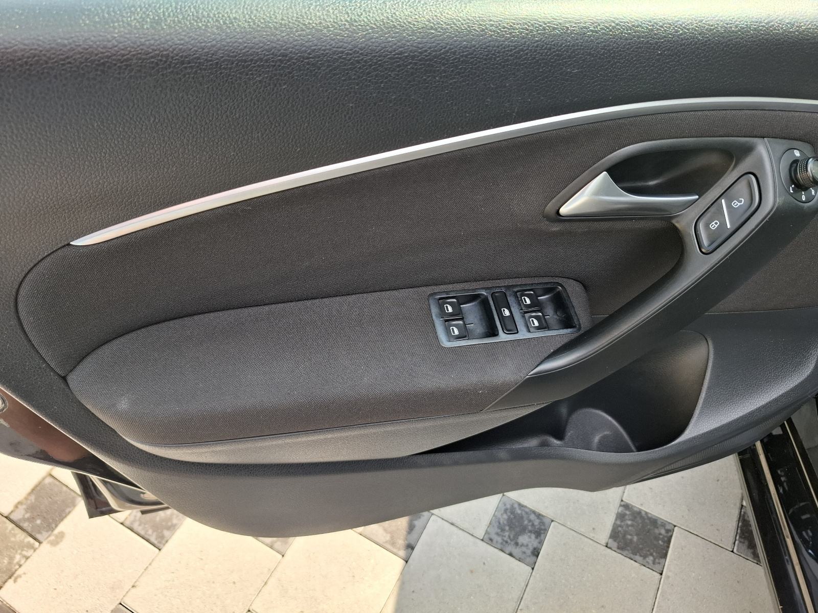 VW Polo SERVISNA 96tkm KLIMA TEMP MF ALU 2016god 1VL TOP, fotografija 13
