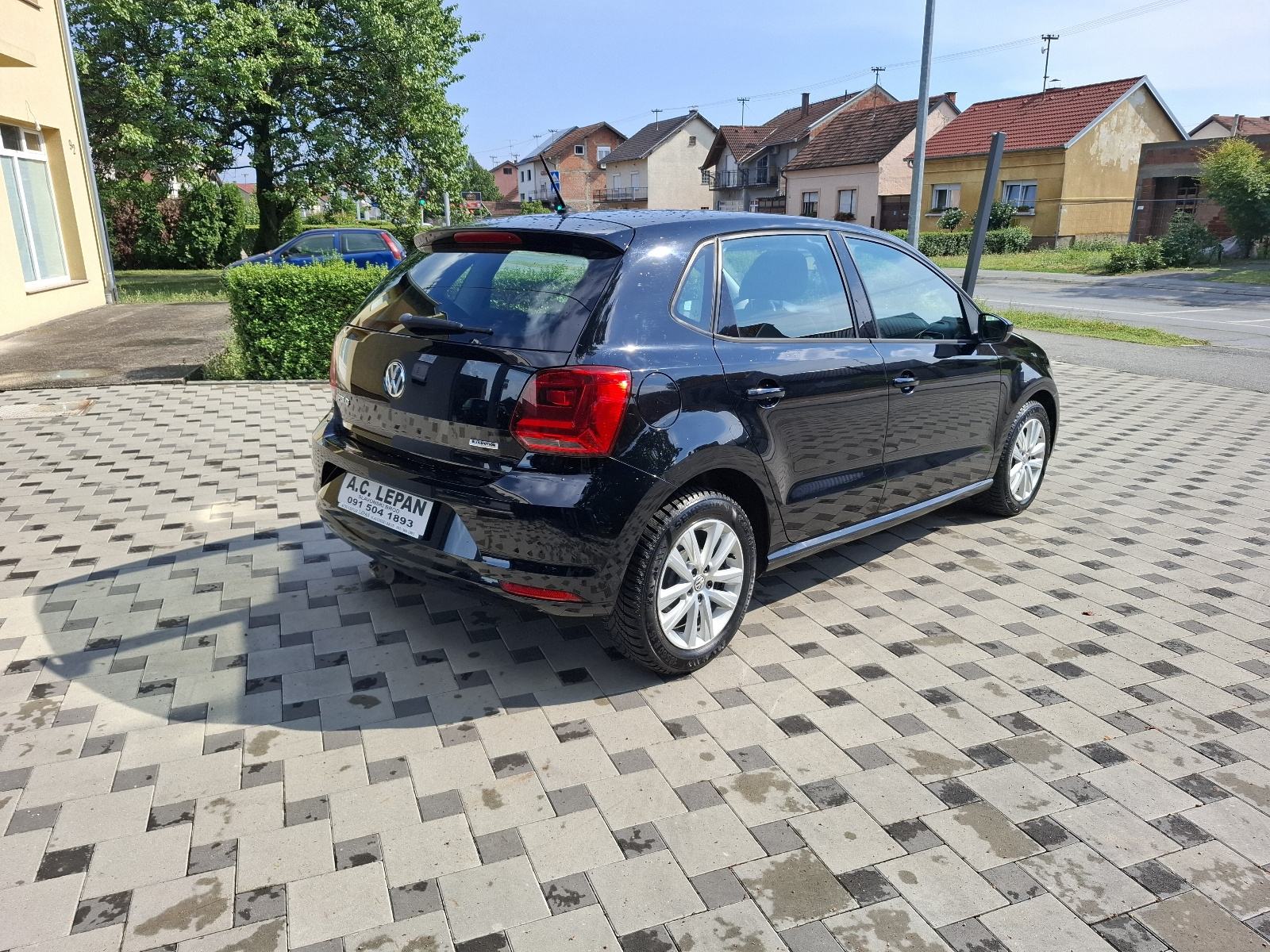 VW Polo SERVISNA 96tkm KLIMA TEMP MF ALU 2016god 1VL TOP, fotografija 6