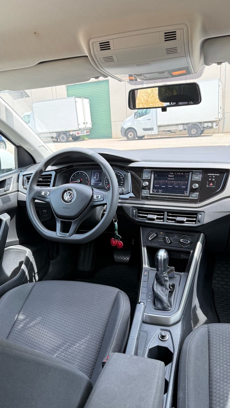 VW Polo 1,0 automatik, fotografija 7