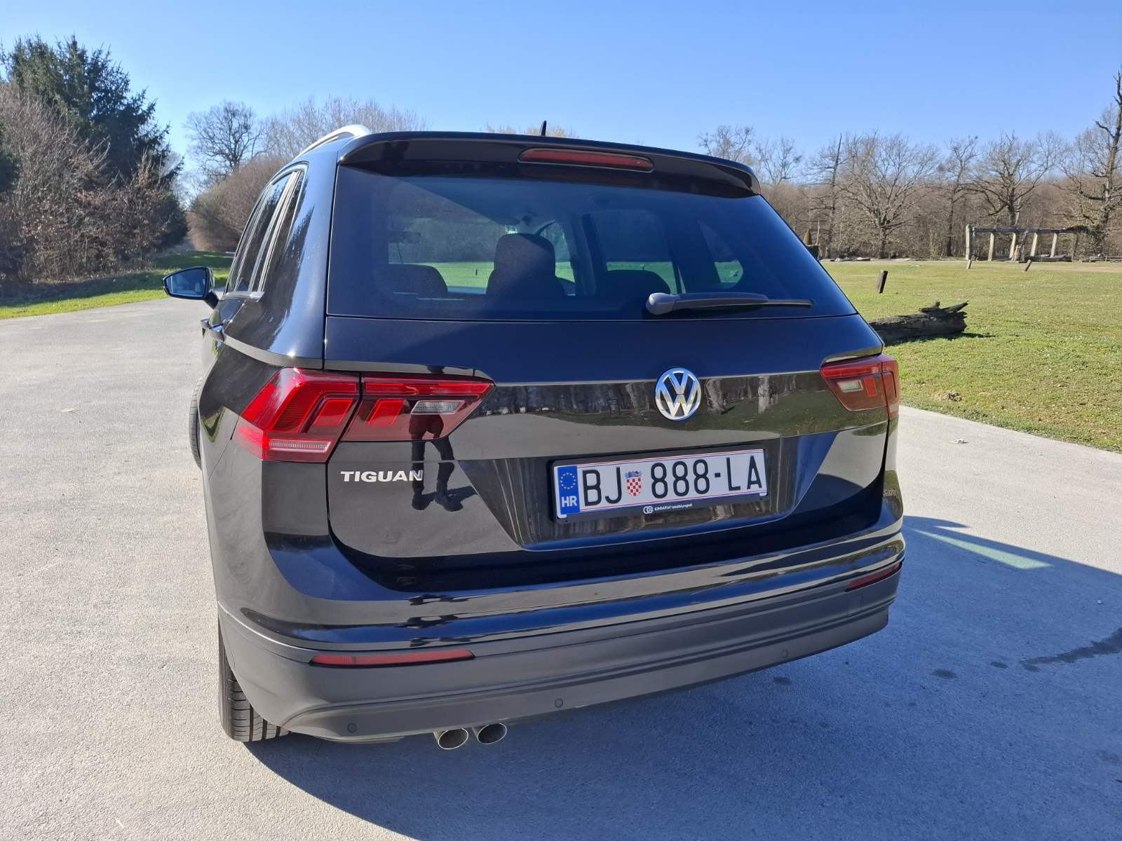 WV TIGUAN 2.0 TDI DSG, F1, AUTOMATIK, SERVISNA, REG.02/2027., fotografija 4