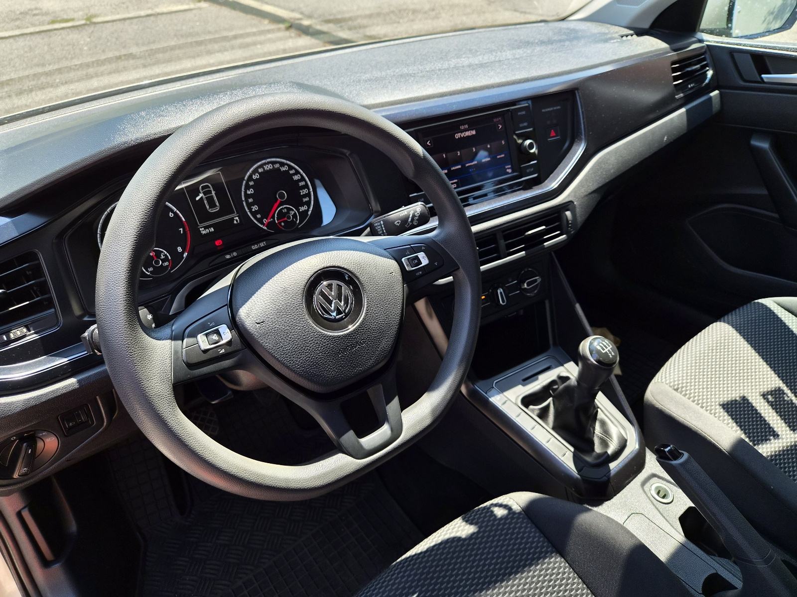 VW Polo 1,0 (Nije uvoz/Reg.06:2027) 94000km, fotografija 9