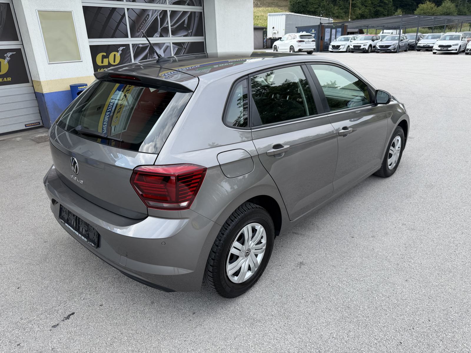 VW Polo 1,0-SAMO 61.700KM-2XPDC-AVT.KLIMA-TEMPOMAT-KAO NOV-, fotografija 4