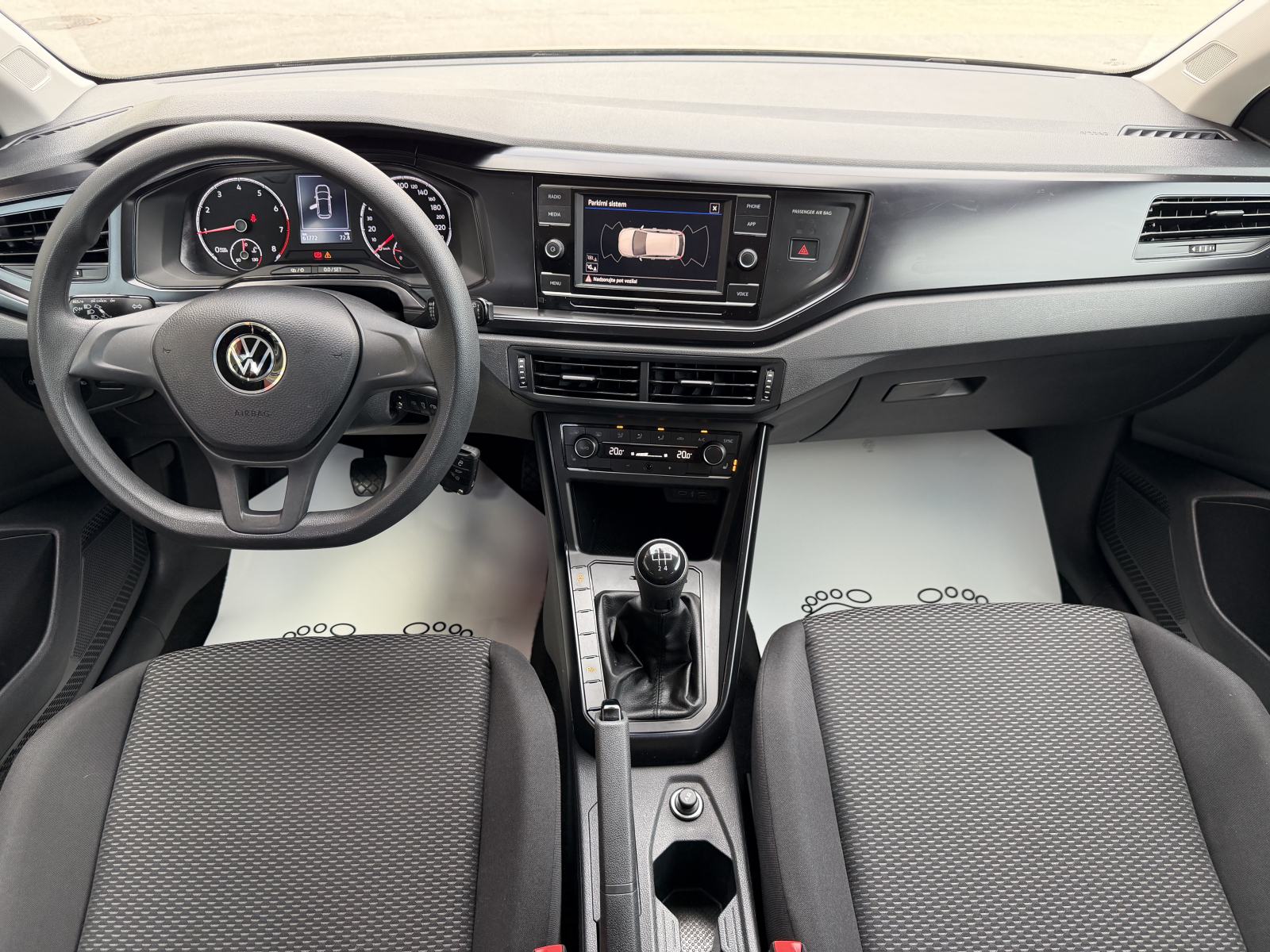 VW Polo 1,0-SAMO 61.700KM-2XPDC-AVT.KLIMA-TEMPOMAT-KAO NOV-, fotografija 7