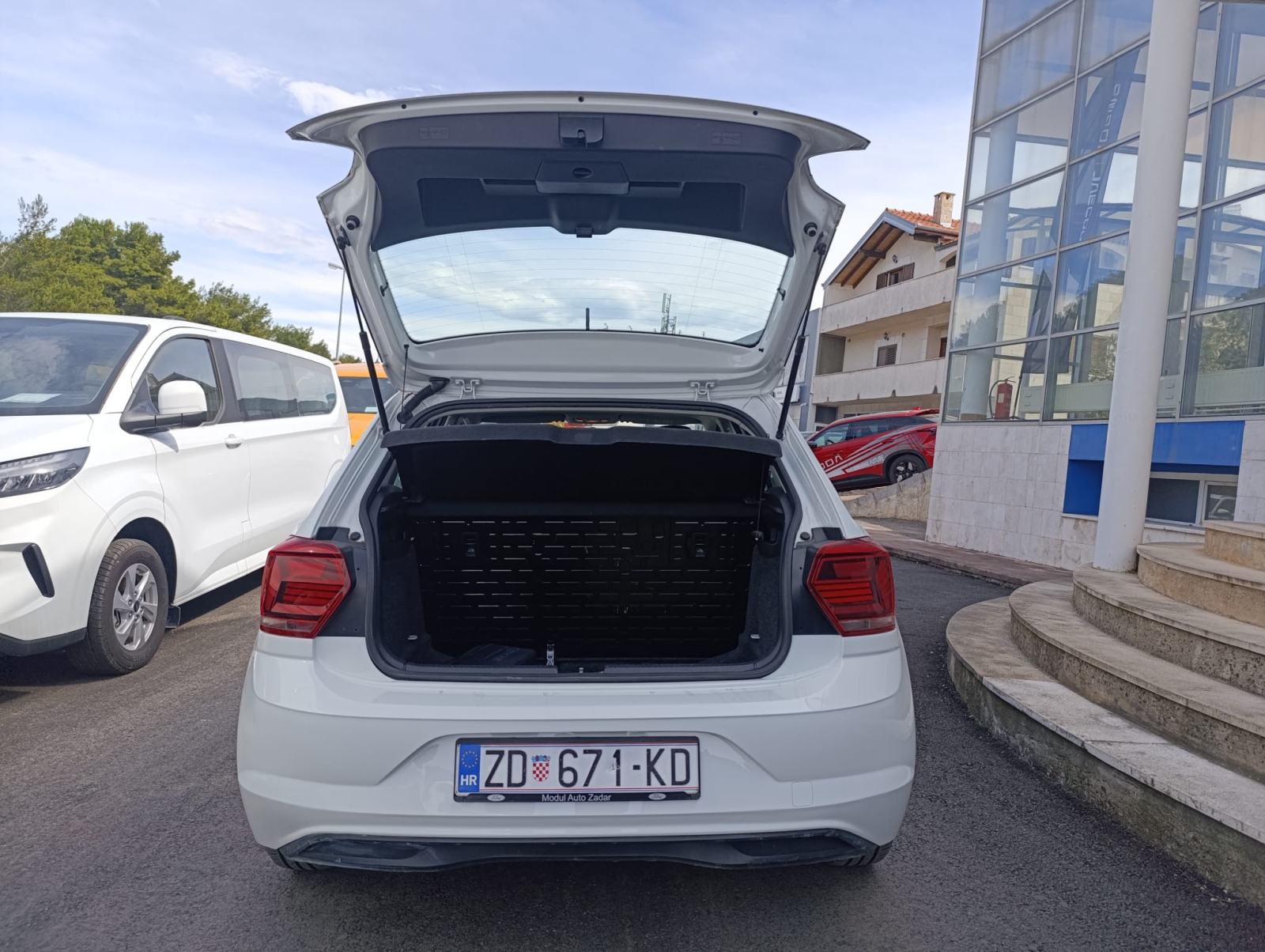 VW Polo 1,0, fotografija 7