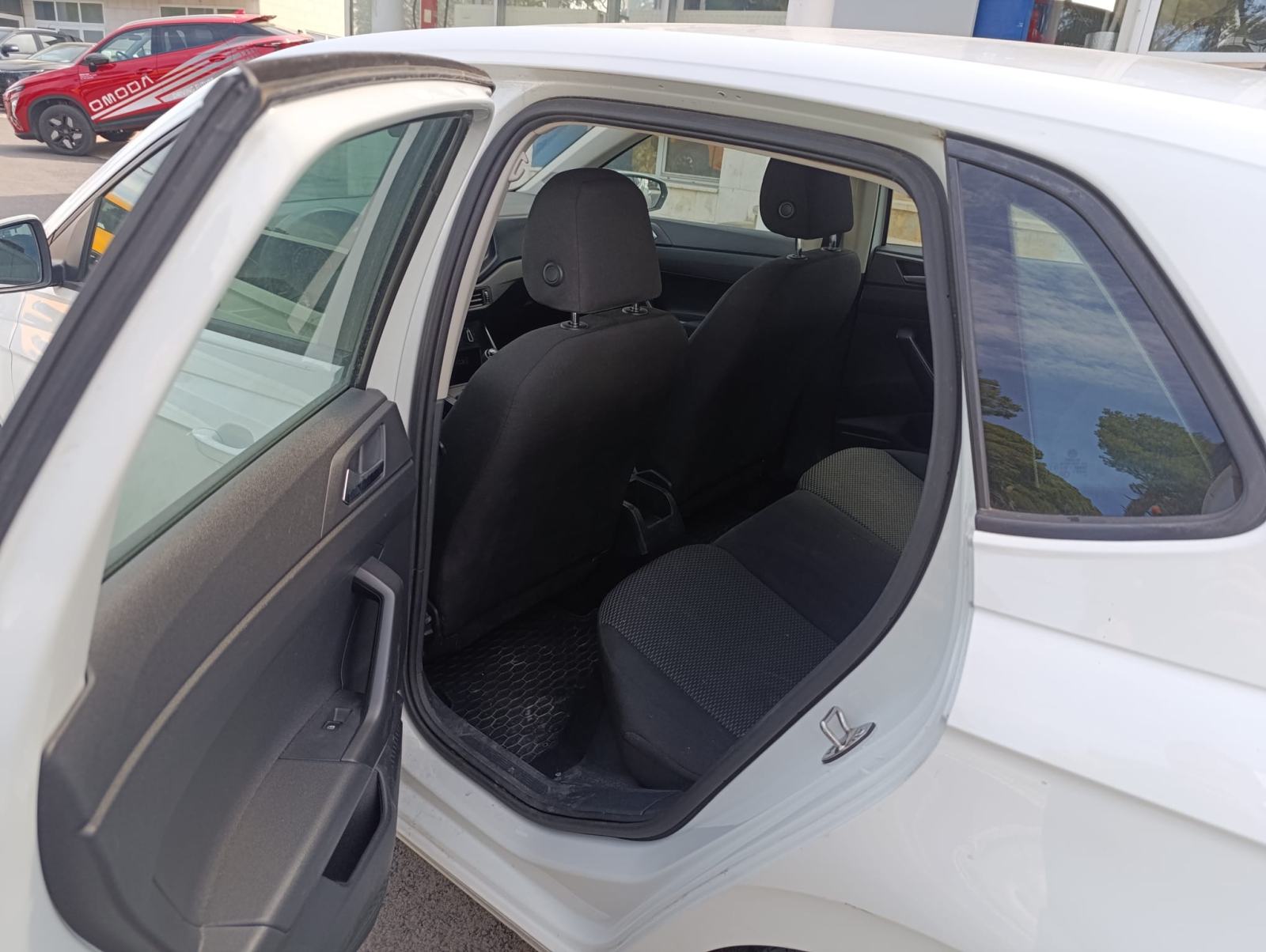 VW Polo 1,0, fotografija 8