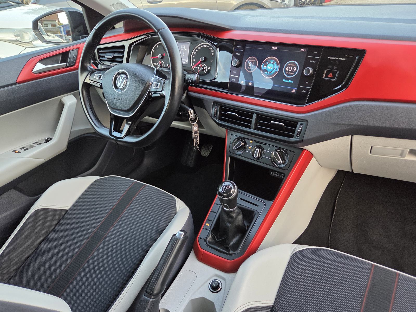 VW Polo 1,0 TSI 2017g-"BEATS"-JEDINSTVENI PRIMJERAK-GARANCIJA, fotografija 10