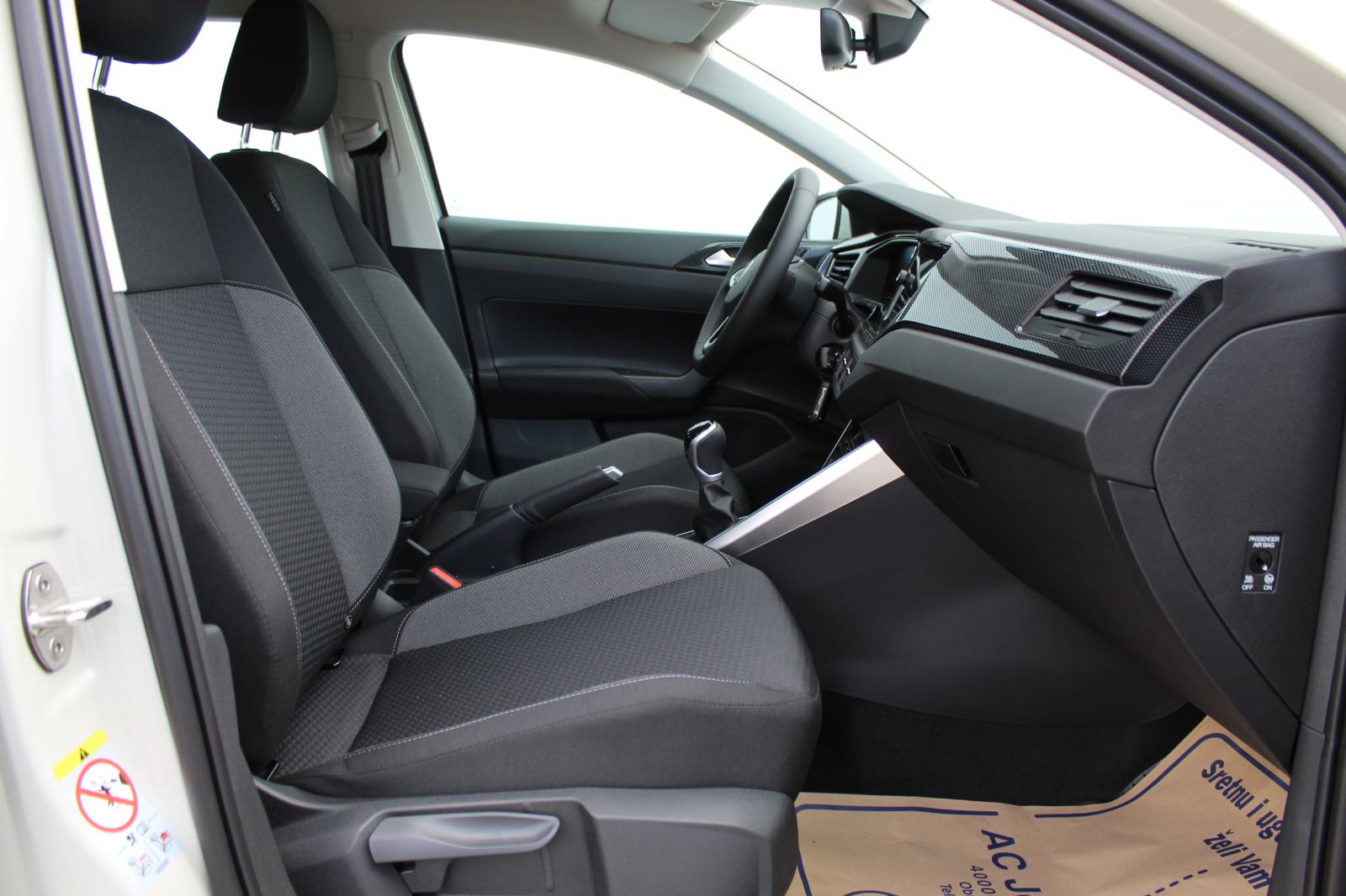 VW Polo 1,0 TSI 4Life, fotografija 12