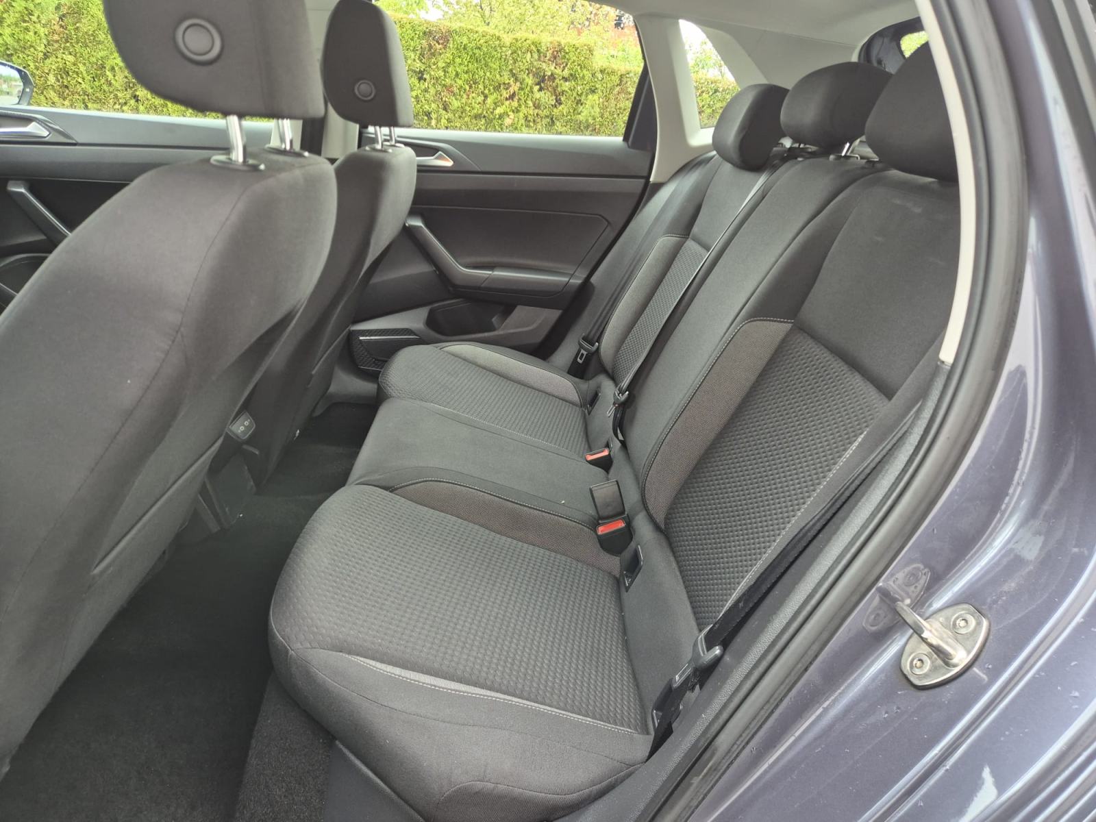 VW Polo 1,0 TSI // 99 TKM// rikverc kamera/led svijetla/, fotografija 11