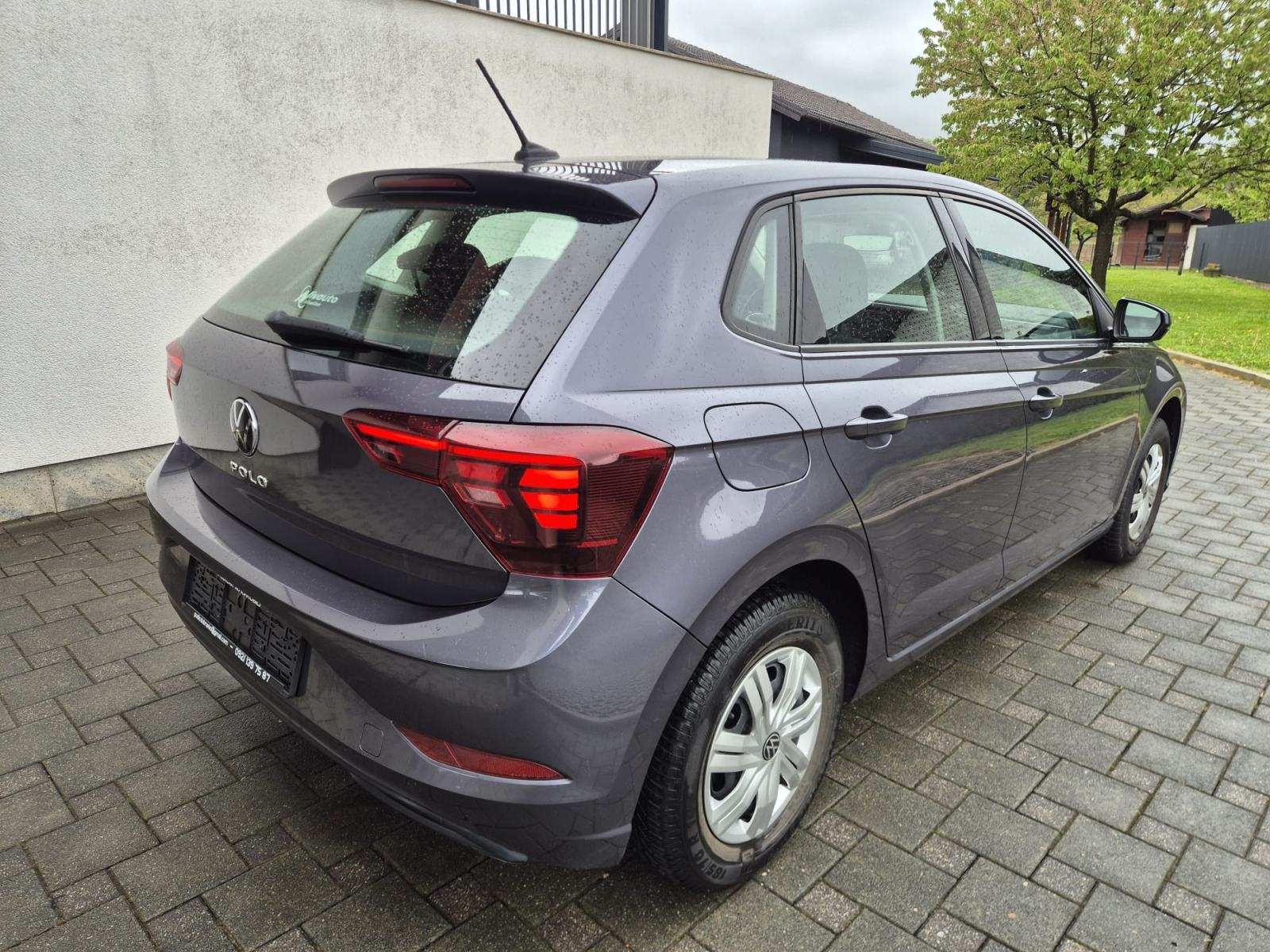 VW Polo 1,0 TSI // 99 TKM// rikverc kamera/led svijetla/, fotografija 5