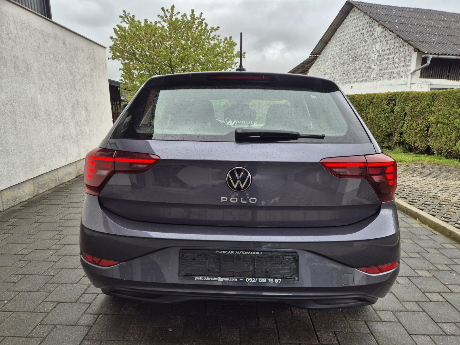 VW Polo 1,0 TSI // 99 TKM// rikverc kamera/led svijetla/, fotografija 7