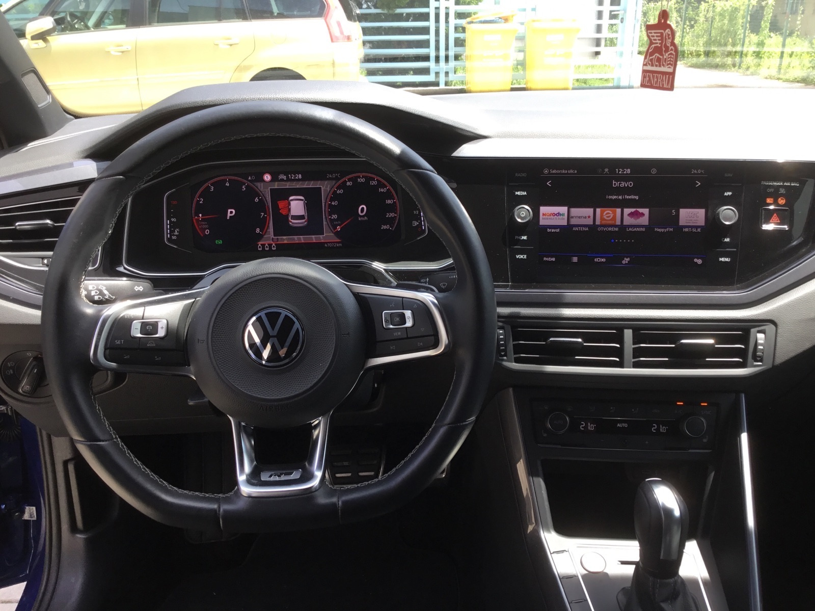 VW Polo 1,0 TSI, DSG, R-line 2x, 2021, R-kamera, 47 tkm itd, fotografija 9