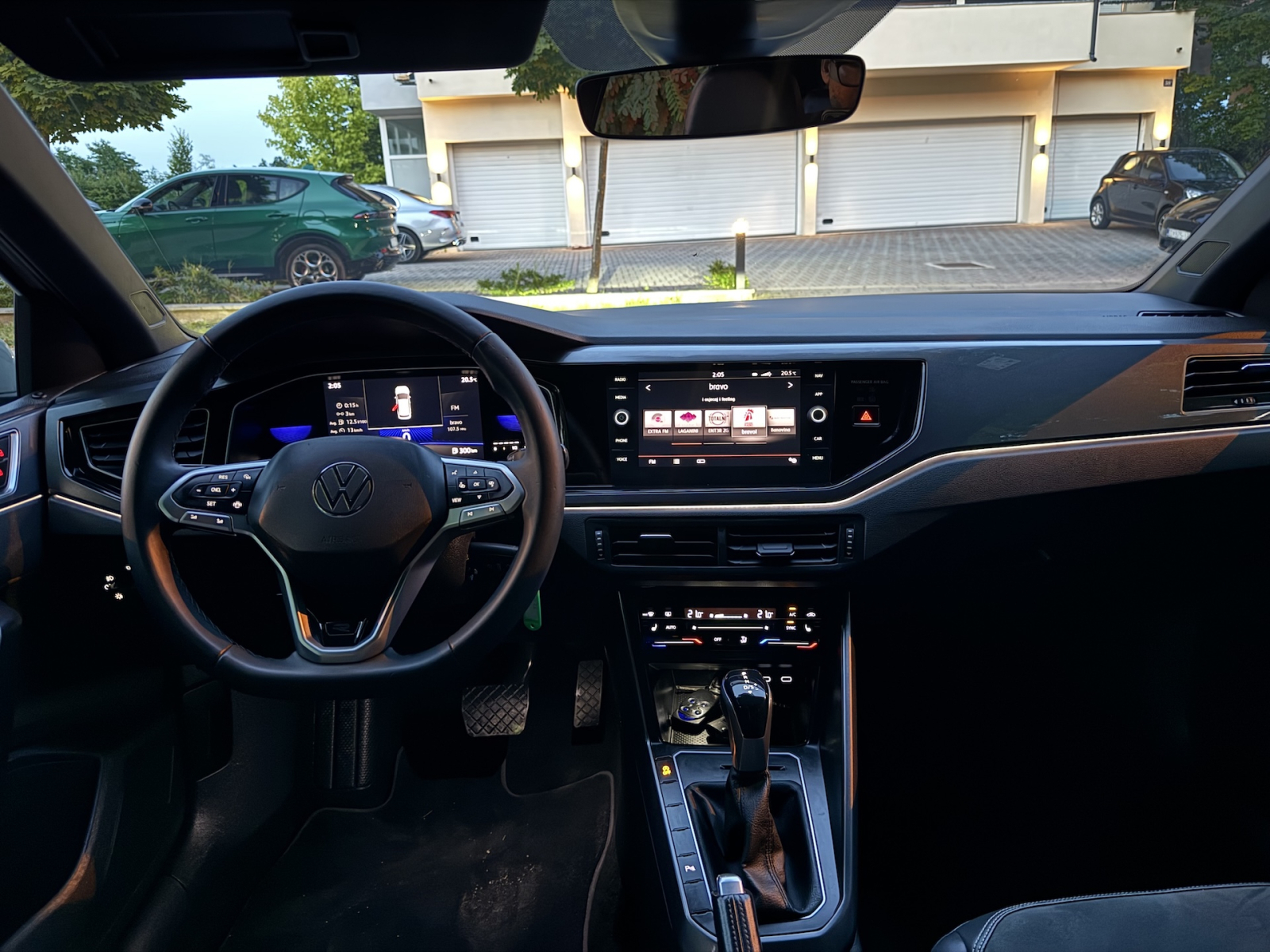 VW Polo 1,0 TSI DSG R-LINE, fotografija 11