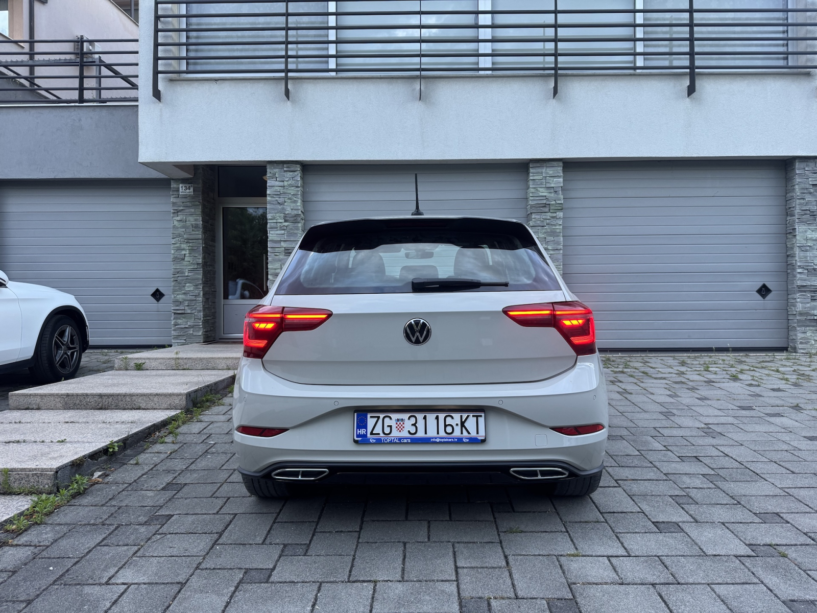 VW Polo 1,0 TSI DSG R-LINE, fotografija 5