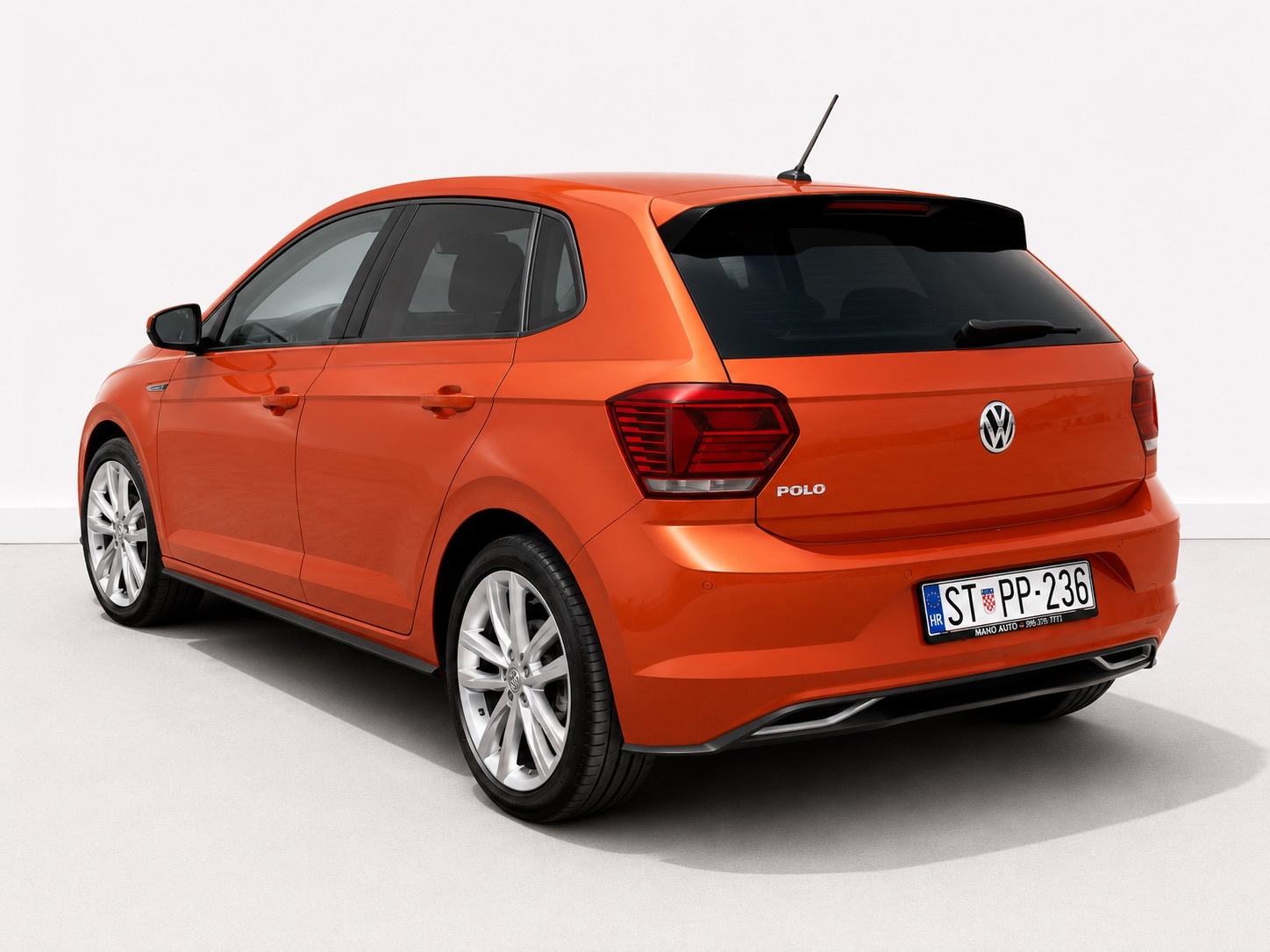 VW Polo 1.0 TSI R-LINE-JAMSTVO-VIRTUAL-ALU-PDC-LED, fotografija 6