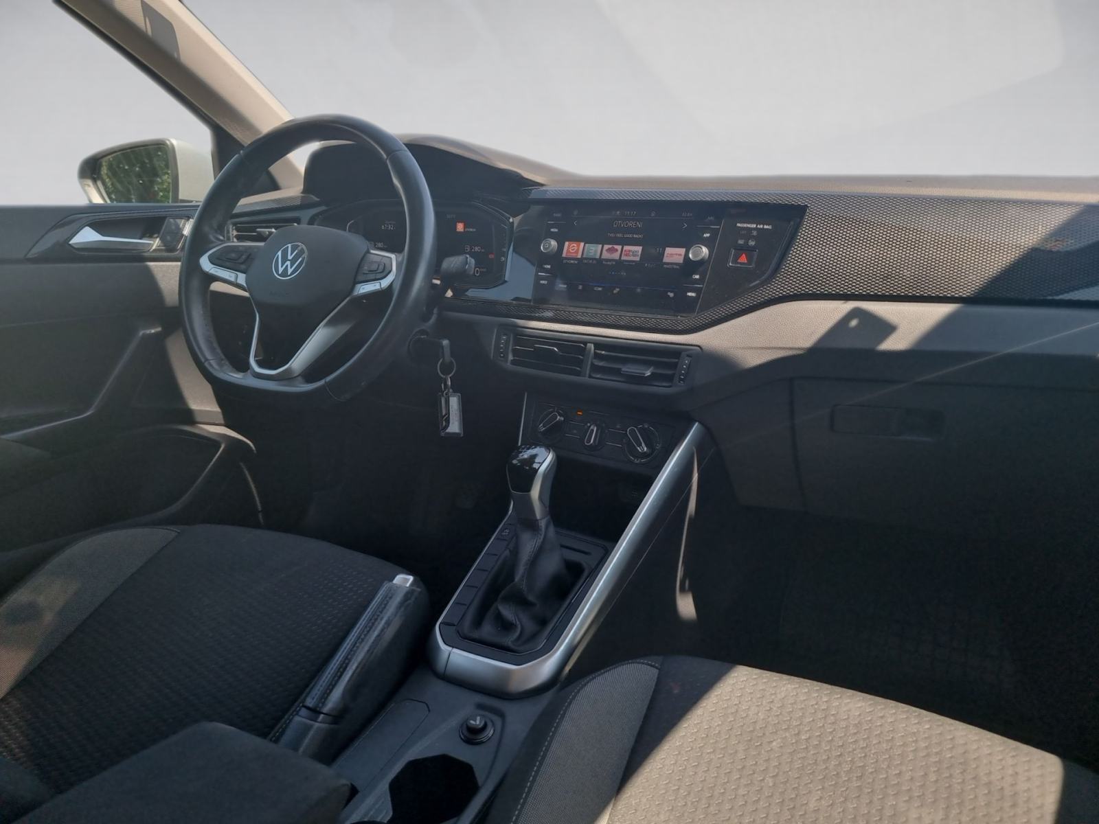 VW Polo 1,0 TSI LIFE, HR AUTO, REG 04/27, fotografija 16