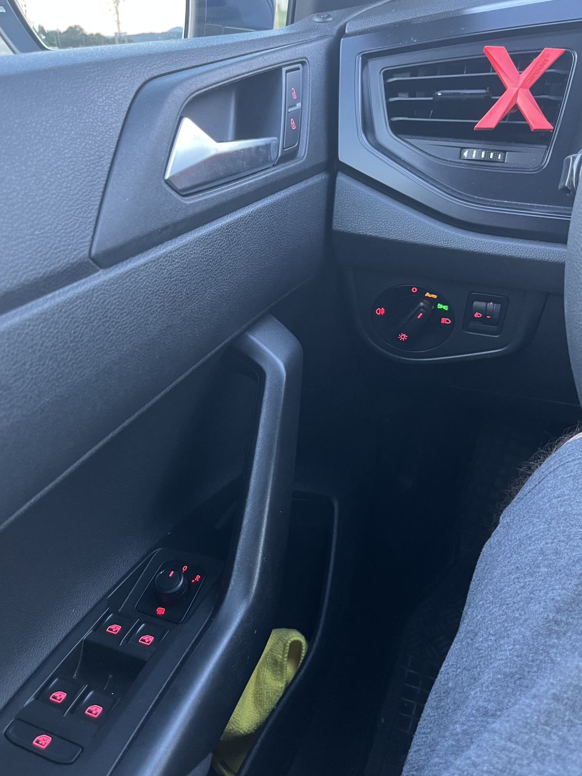 VW Polo 1,0TSI 2018g, fotografija 9