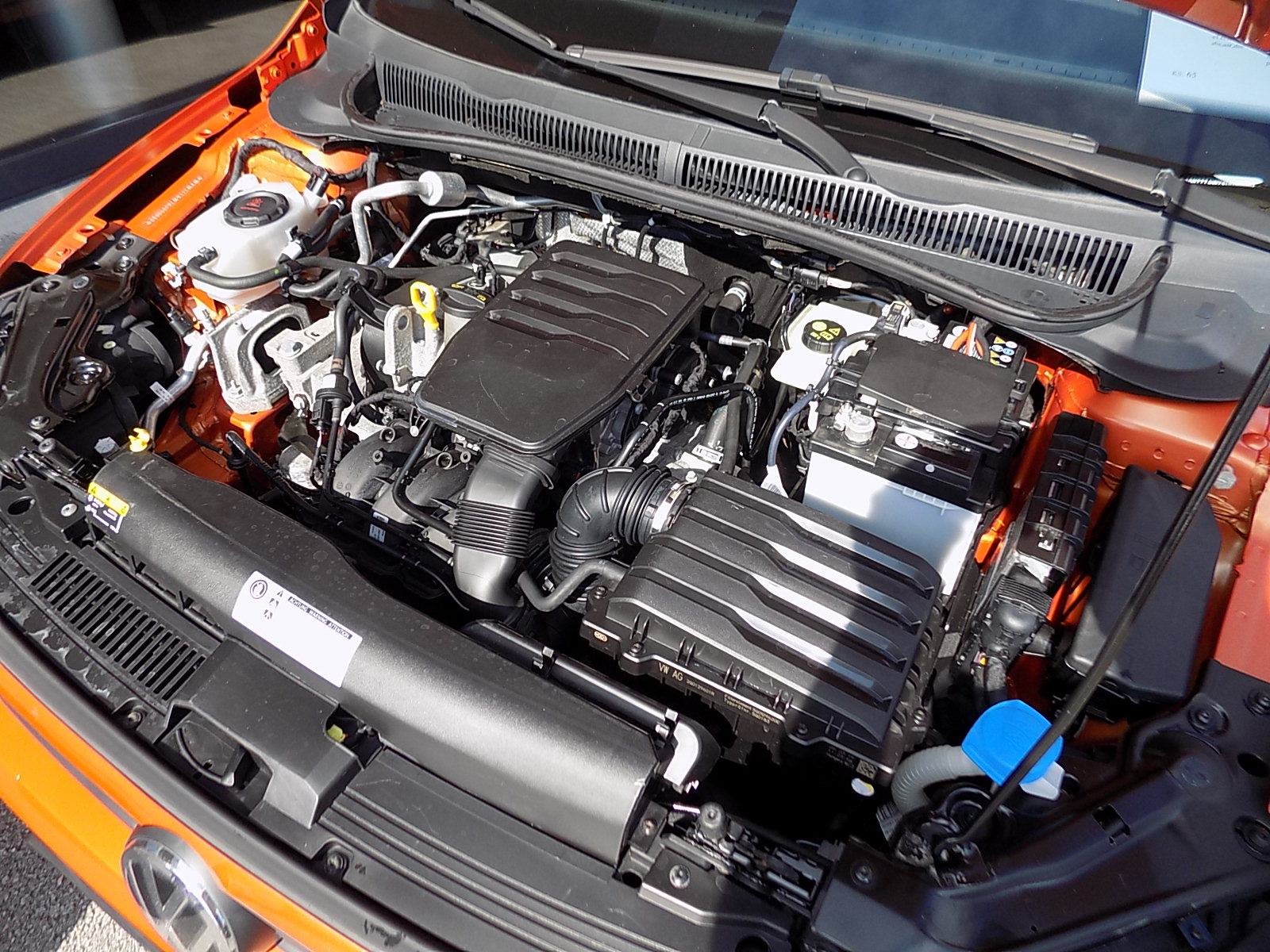VW Polo 1,0i 5 vrata....MOGUĆNOST GARANCIJE DO 2 GOD., fotografija 19