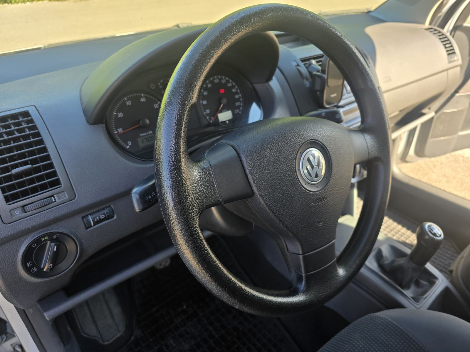 VW Polo 1,2 2009 god reg 3mj 2027 143000 km Ima servisnu knjižicu, fotografija 10