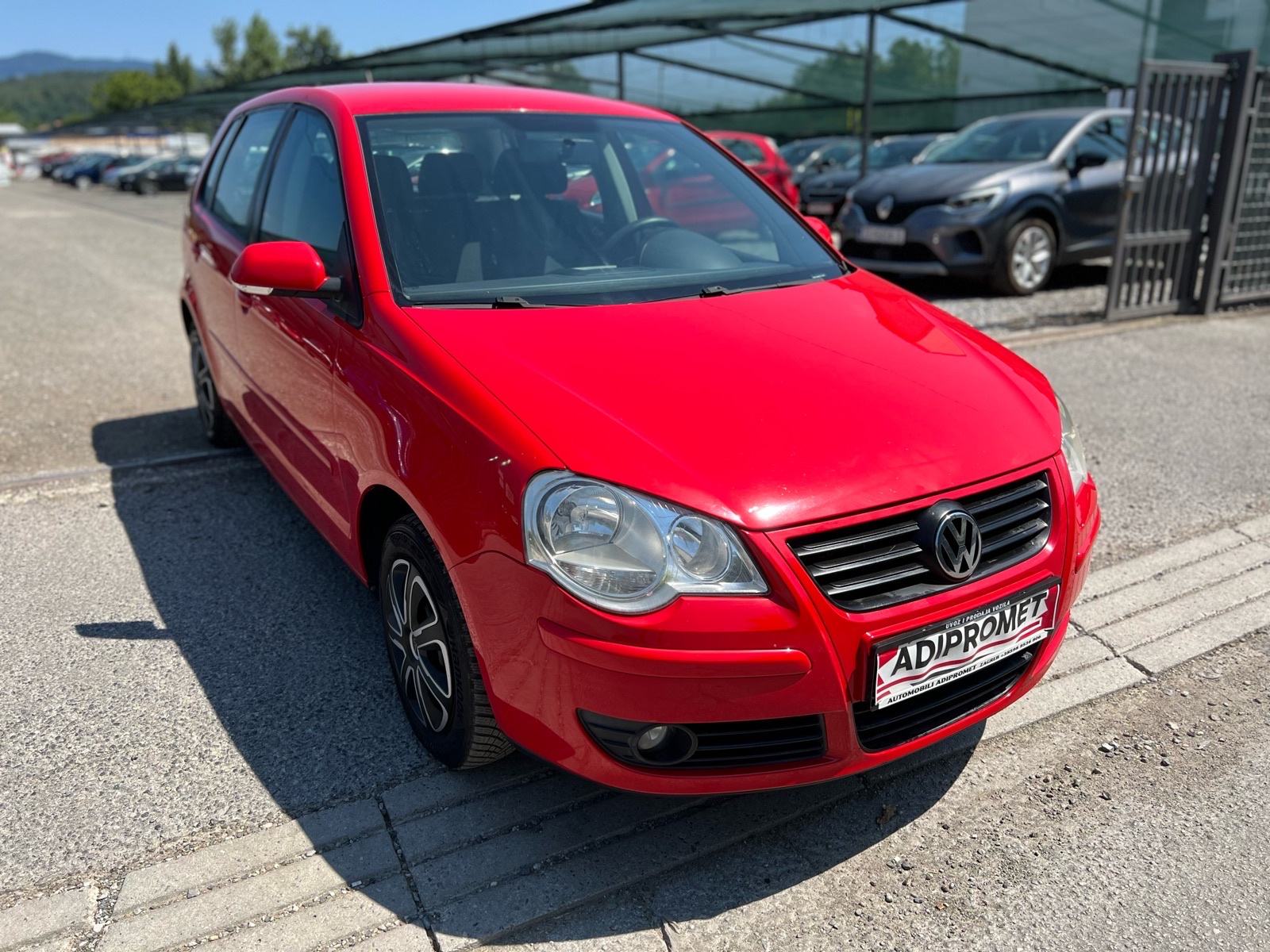 VW Polo 1,2 5 VRATA // KLIMA // REG 1 GOD !, pogled izvana - slika 1