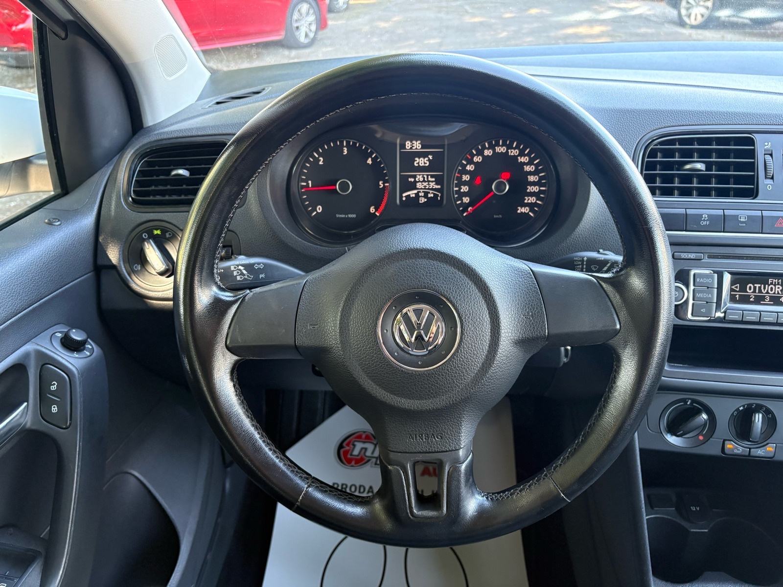 VW Polo 1,2 TDI REG:02/2027 - KLIMA - AUTOKREDIT, fotografija 14