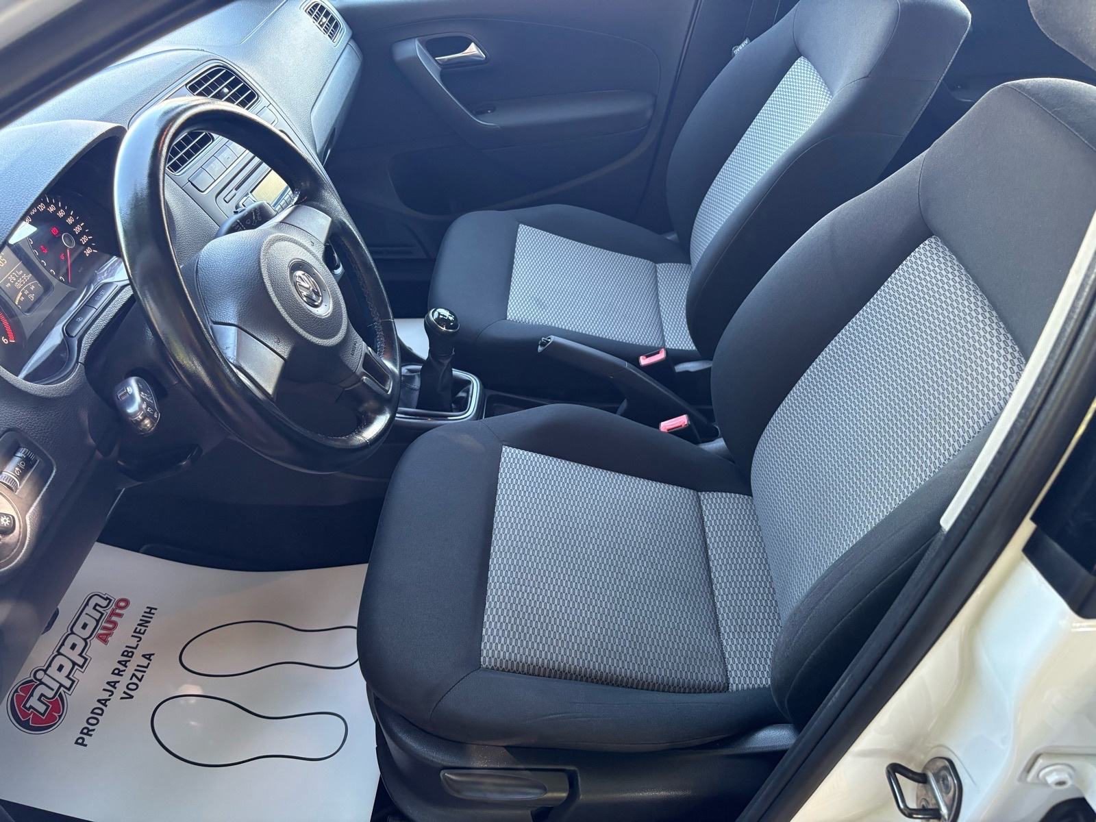 VW Polo 1,2 TDI REG:02/2027 - KLIMA - AUTOKREDIT, fotografija 11