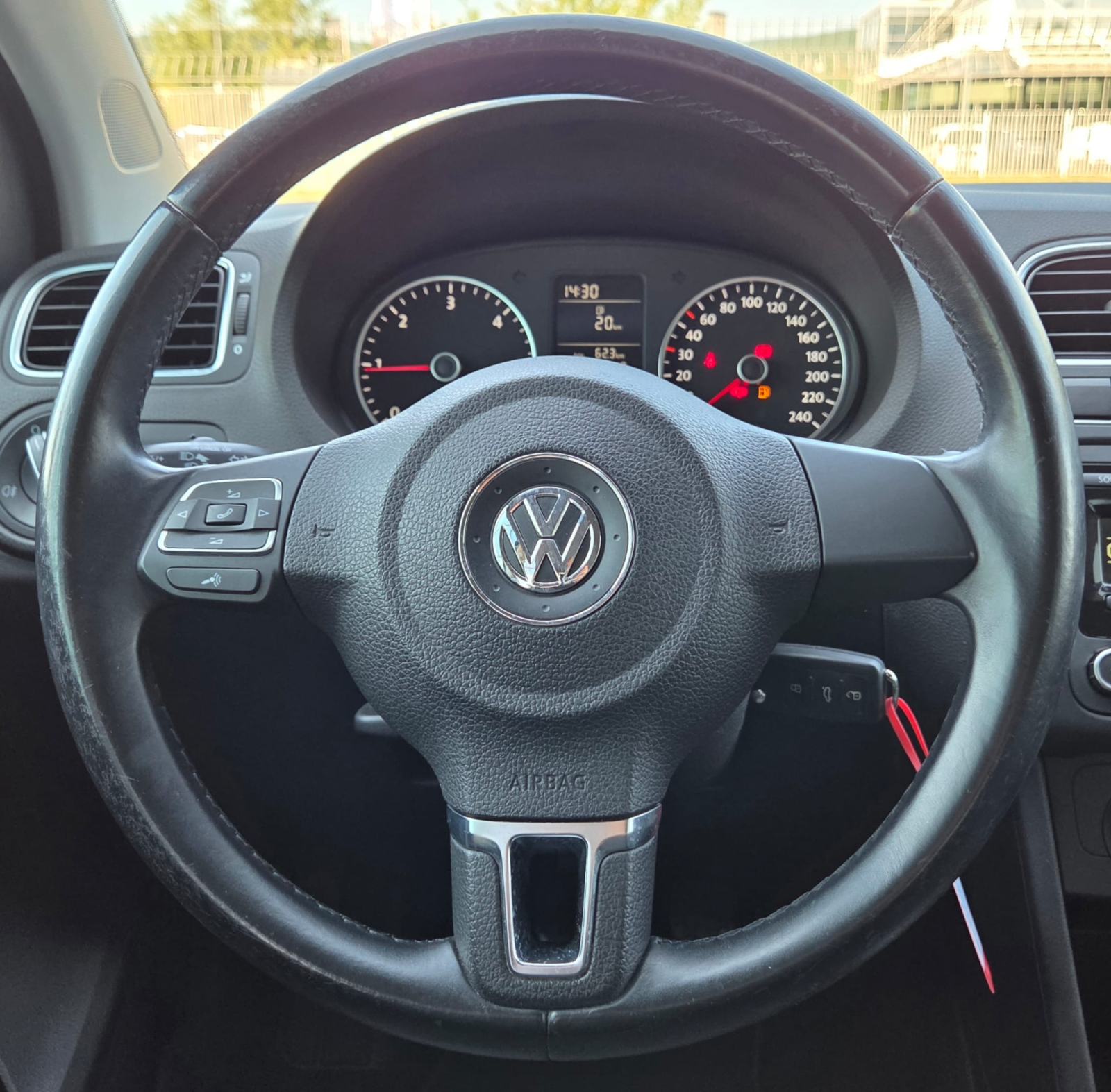 VW Polo 1,2 TDI*TEMPOMAT*PARK SENZORI*REG DO:11/2026*GARANCIJA*, fotografija 18