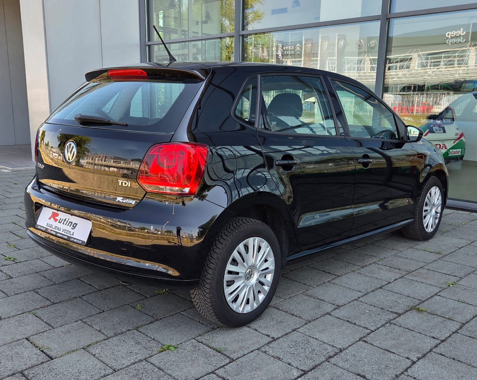 VW Polo 1,2 TDI*TEMPOMAT*PARK SENZORI*REG DO:11/2026*GARANCIJA*, fotografija 6