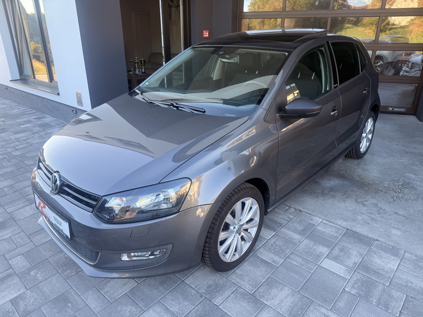 VW Polo 1,2 TSI ⭐105ks 4 cilindra⭐klima⭐parking senzori⭐panorama, fotografija 2
