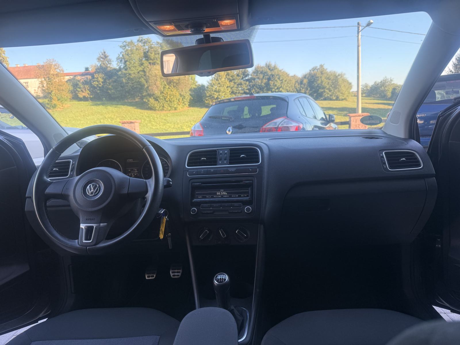 VW Polo 1,2 TSI ⭐105ks 4 cilindra⭐klima⭐parking senzori⭐panorama, fotografija 5