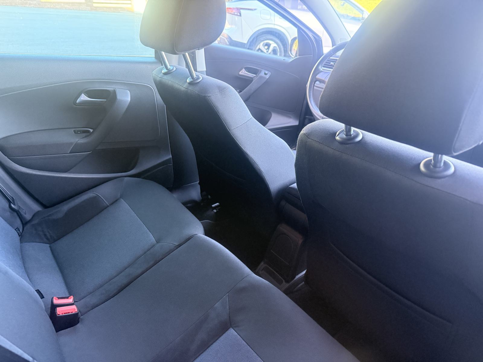VW Polo 1,2 TSI ⭐105ks 4 cilindra⭐klima⭐parking senzori⭐panorama, fotografija 10