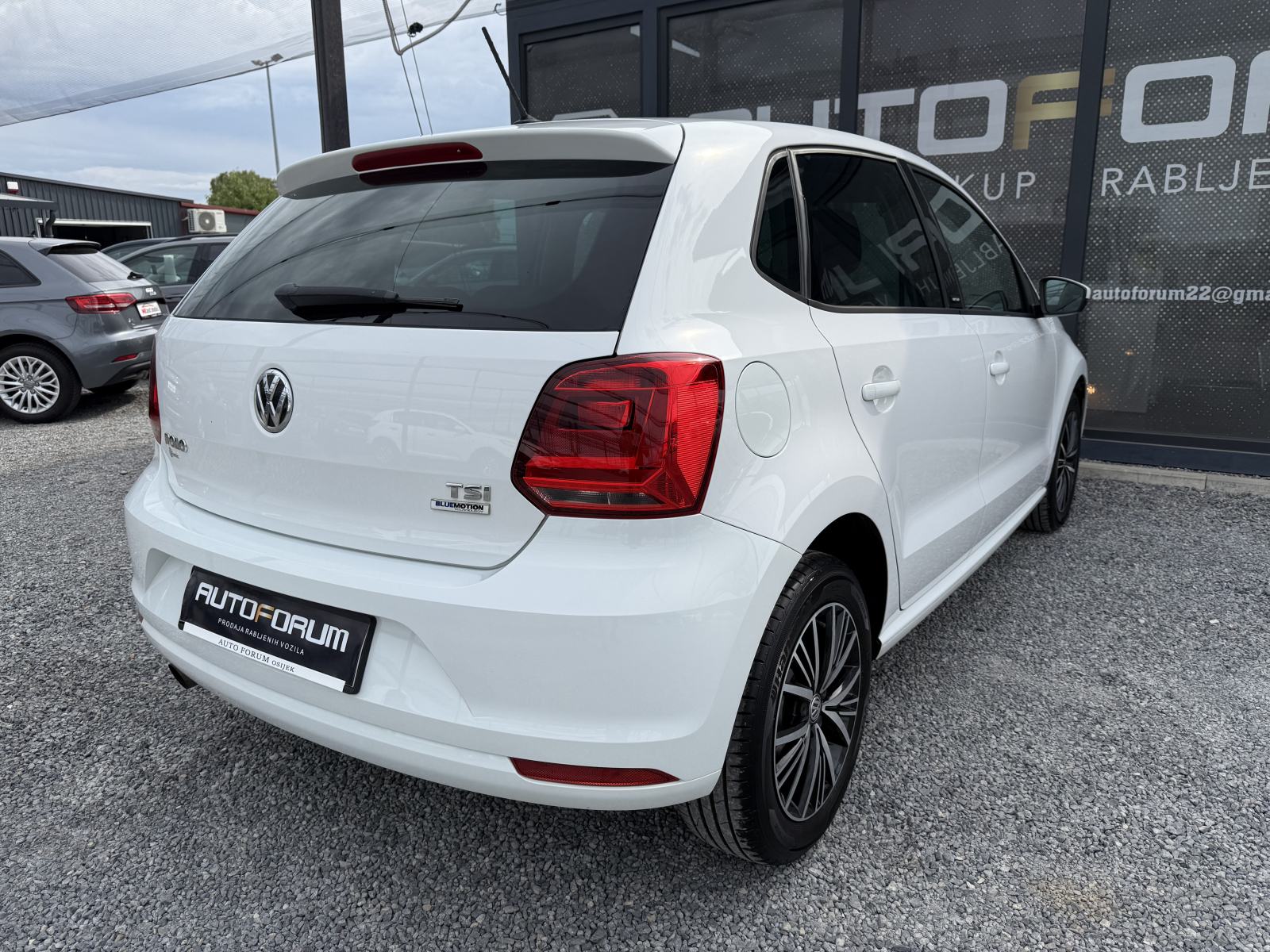 VW Polo 1,2 TSI BMT ALLSTAR ** HR AUTO, REG 5/27, ALU 15 **, fotografija 6
