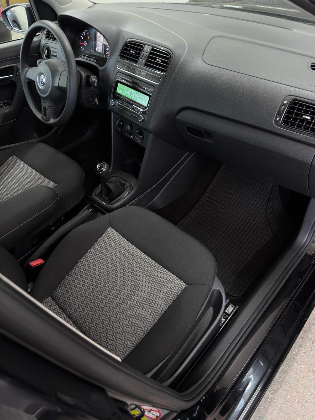 VW Polo 1,2 | veliki servis | super stanje!, fotografija 15