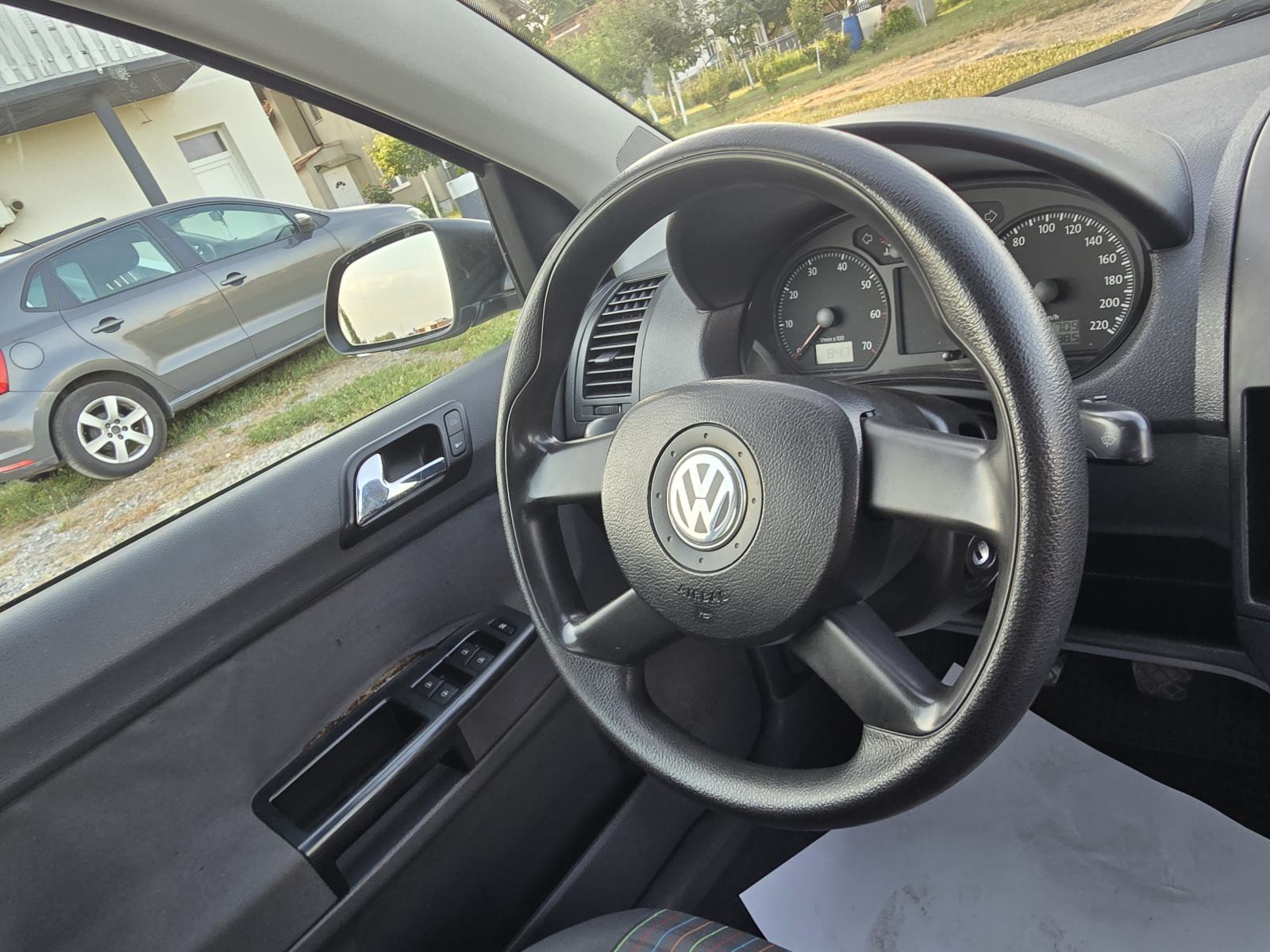 VW Polo 1,2i-2006god.mod-KLIMA-rg.01/2027,servo,elek.paket,KARTICE, fotografija 11
