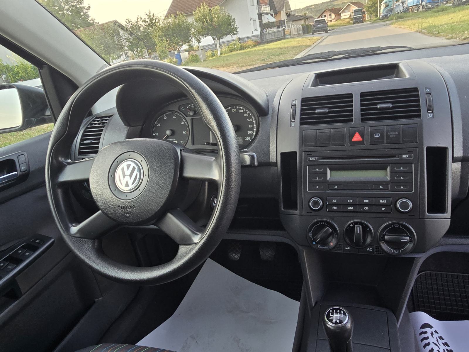 VW Polo 1,2i-2006god.mod-KLIMA-rg.01/2027,servo,elek.paket,KARTICE, fotografija 12