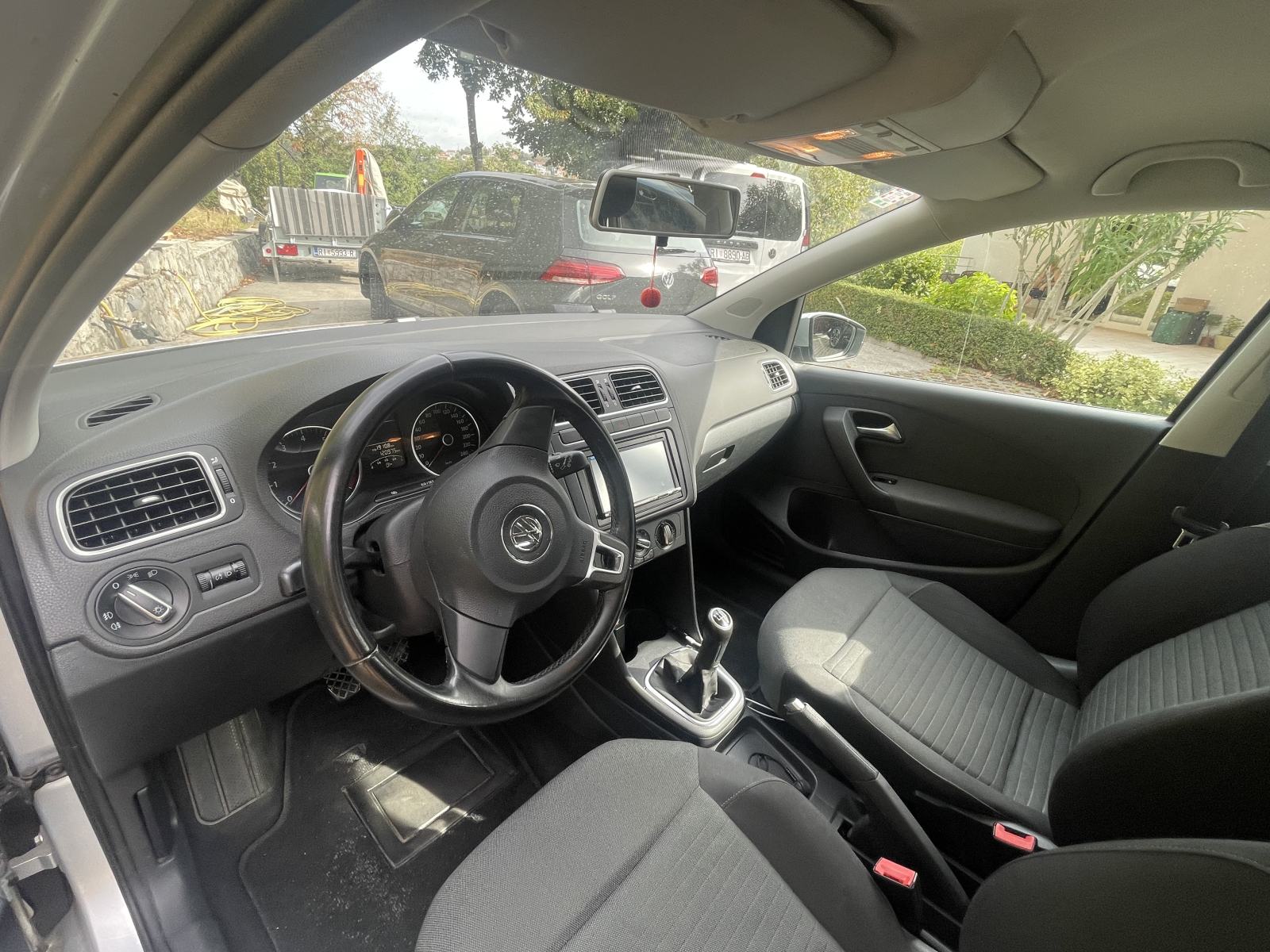 VW Polo 1,4 COMFORTLINE , kupljen novi u Porsche Rijeka, fotografija 5