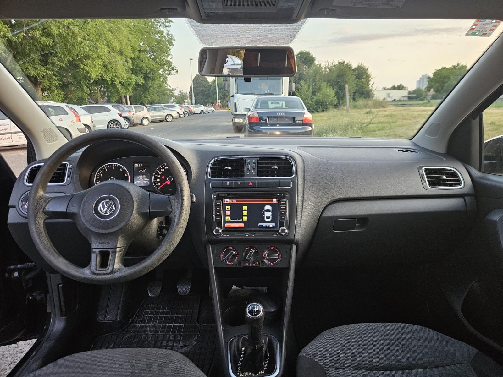 VW Polo 1,4, fotografija 9