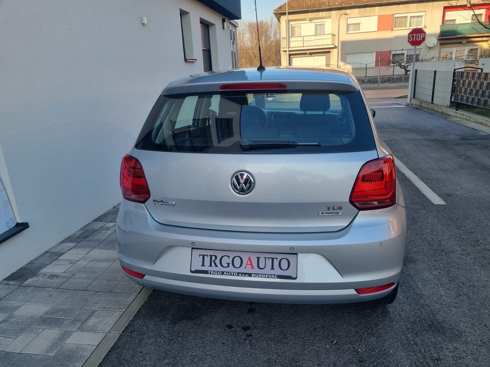 VW Polo 1,4 TDI 2014.g.*PDC - ALU - TEMPOMAT - 12 MJ JAMSTVO*, fotografija 6