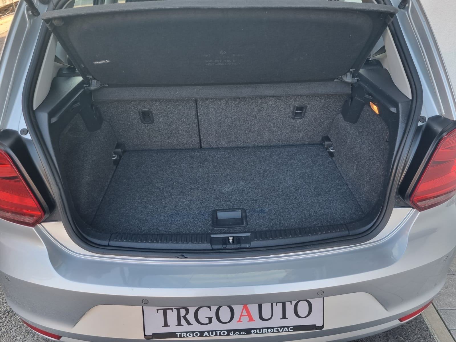 VW Polo 1,4 TDI 2014.g.*PDC - ALU - TEMPOMAT - 12 MJ JAMSTVO*, fotografija 19