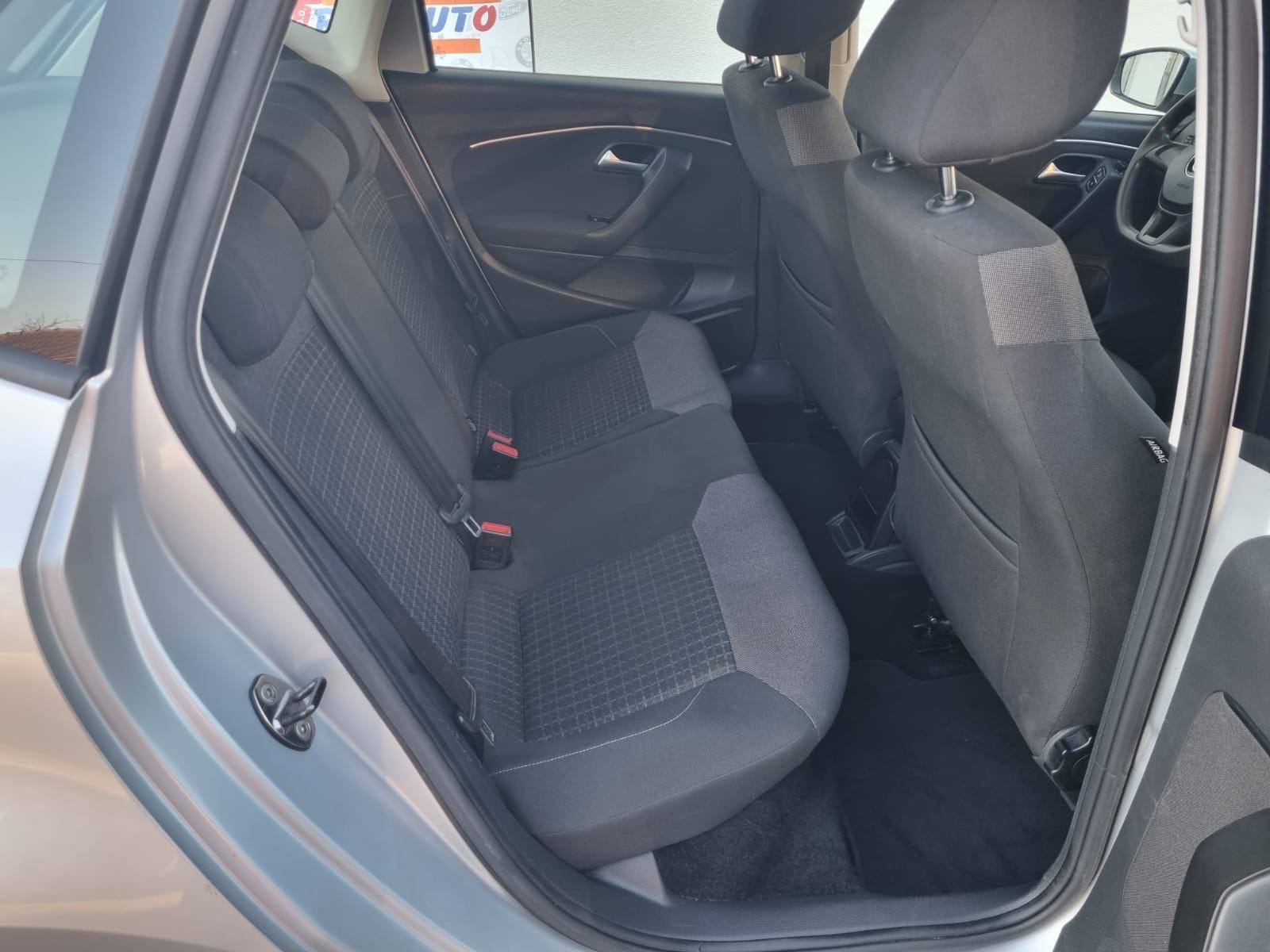 VW Polo 1,4 TDI 2014.g.*PDC - ALU - TEMPOMAT - 12 MJ JAMSTVO*, fotografija 18