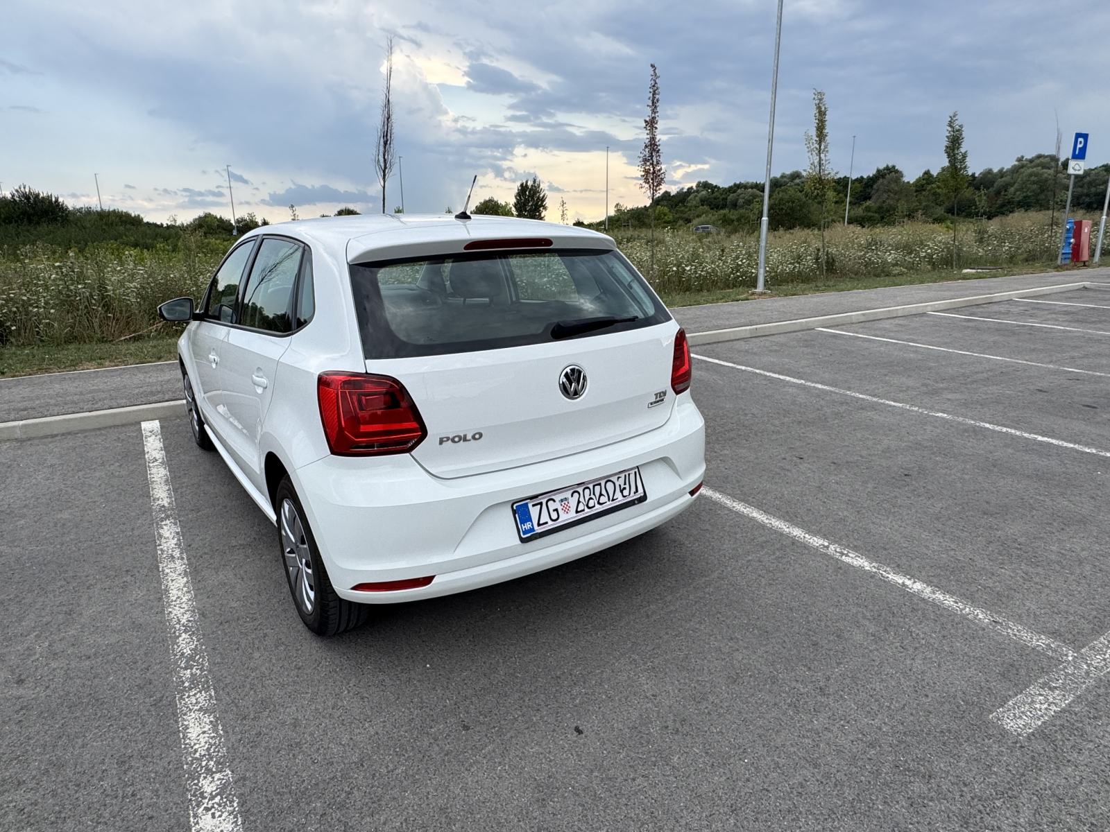 VW Polo 1.4 TDI 2018 | 182.000 km | Pouzdan | Mala potrošnja, fotografija 5
