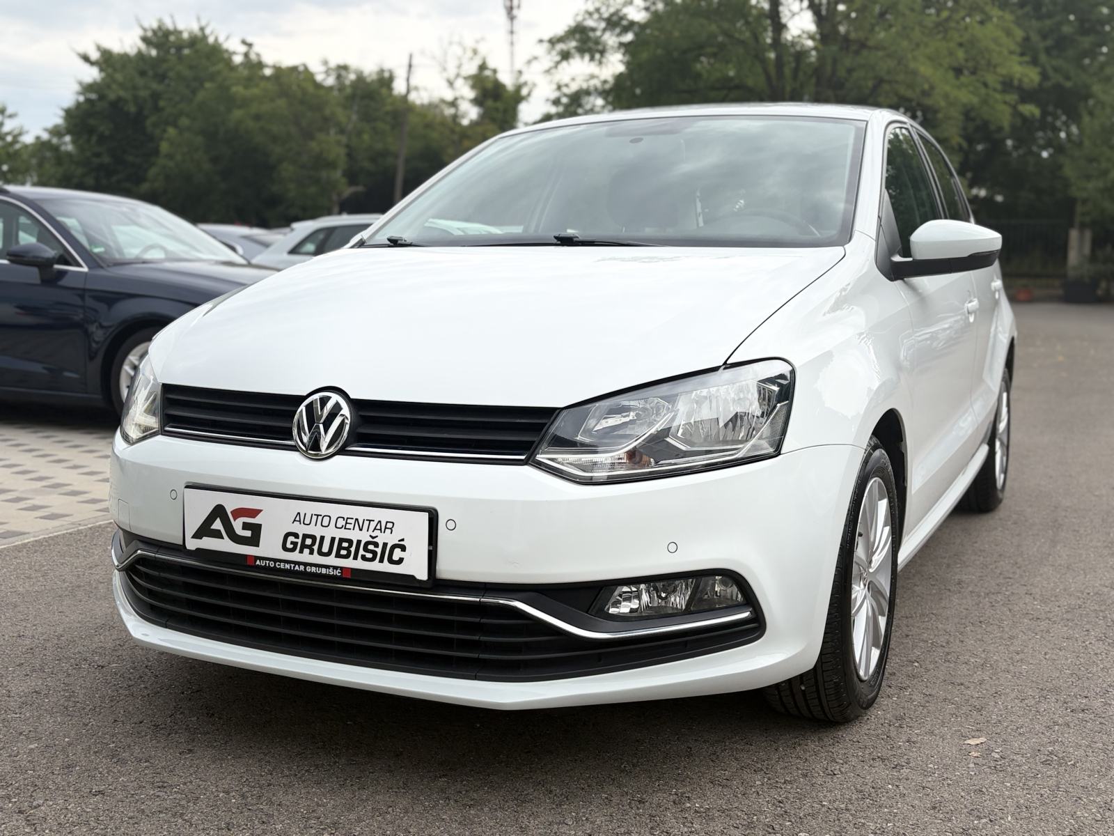 VW Polo 1,4 TDI 90KS *Servisna* *NAVI* *Jamstvo*, fotografija 3