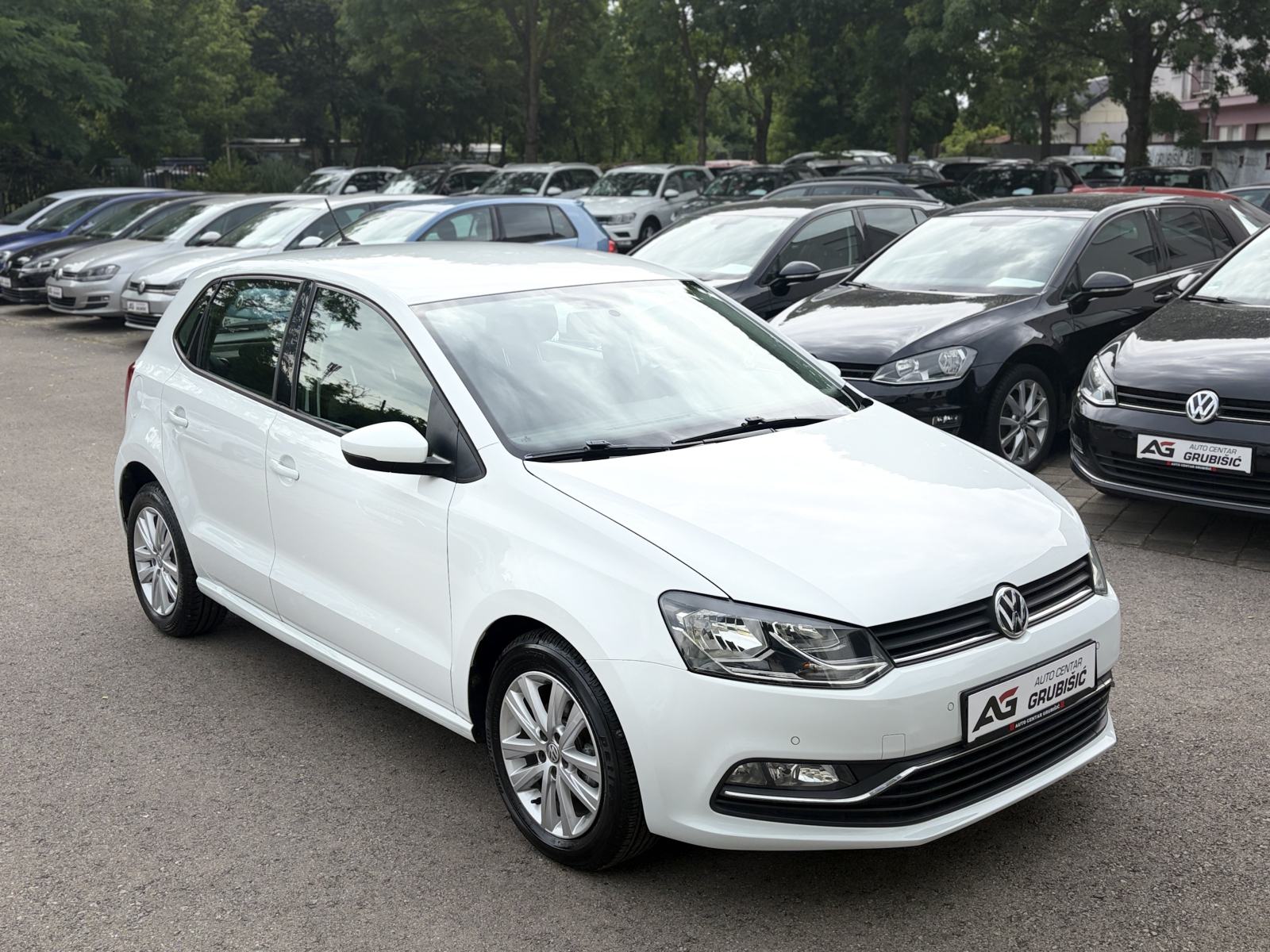 VW Polo 1,4 TDI 90KS *Servisna* *NAVI* *Jamstvo*, fotografija 4