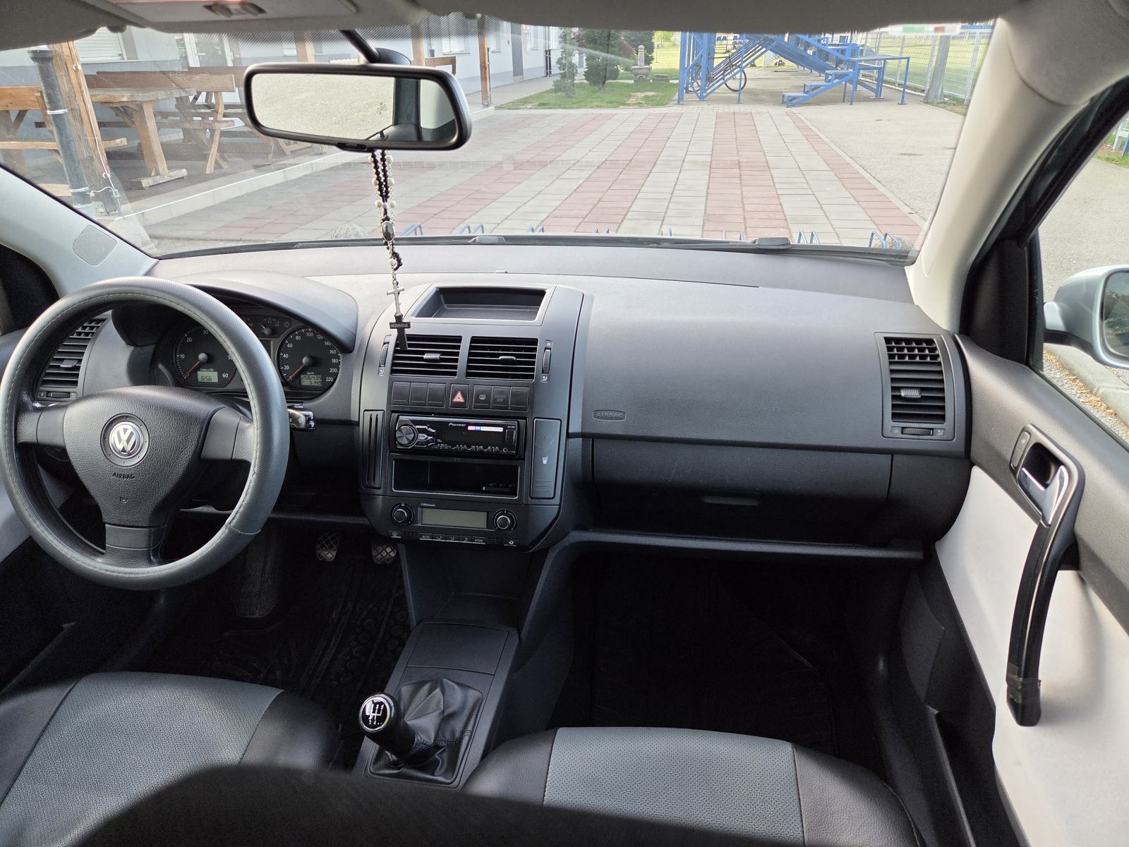 VW Polo 1.4 TDI Bluemotion 2009., fotografija 19