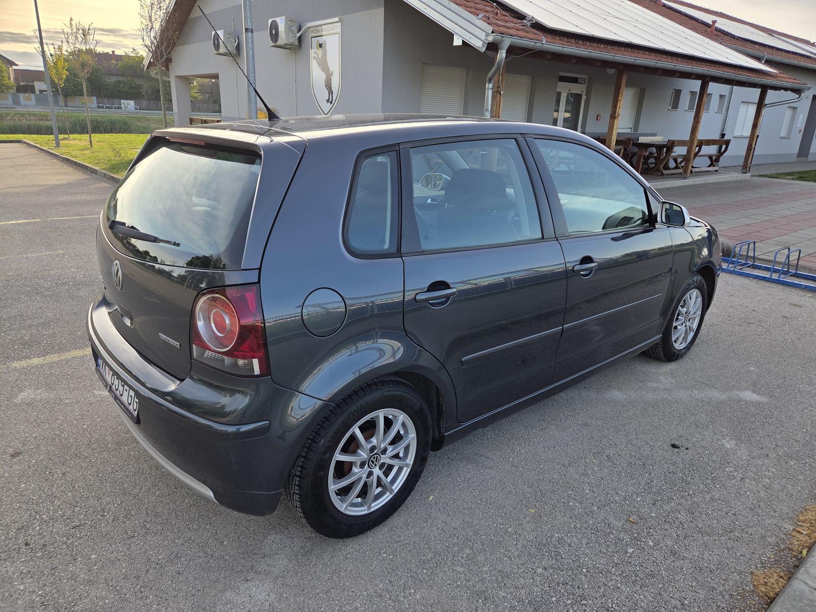 VW Polo 1.4 TDI Bluemotion 2009., fotografija 6