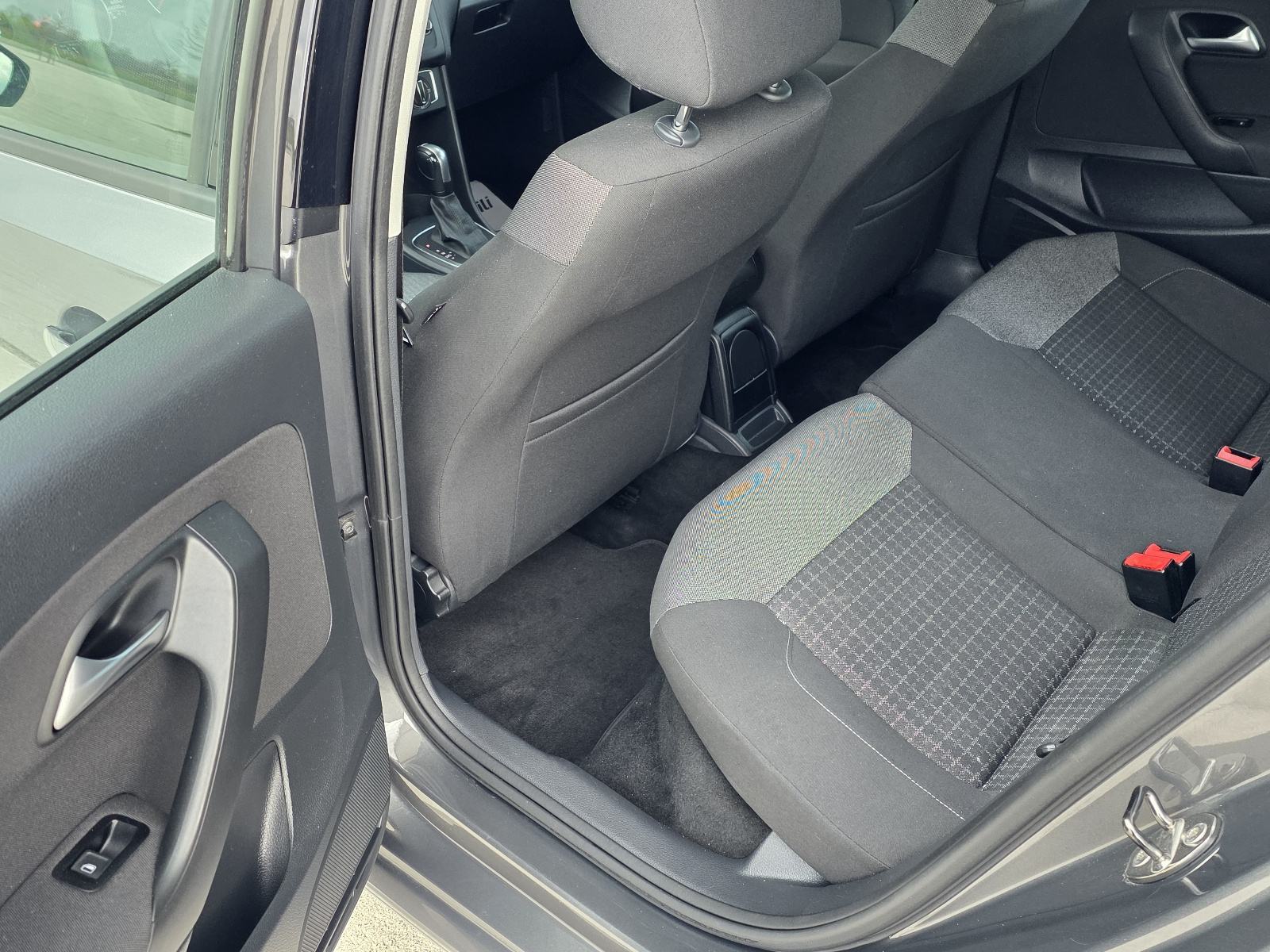 VW Polo 1,4 TDI BMT DSG automatik, fotografija 16