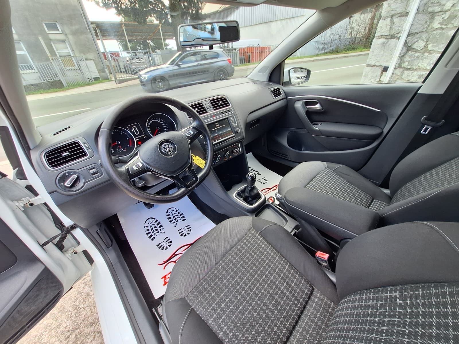 VW Polo 1,4 TDI BMT, fotografija 9