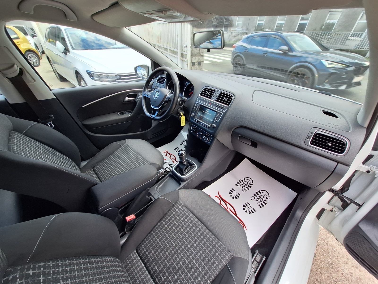 VW Polo 1,4 TDI BMT, fotografija 15