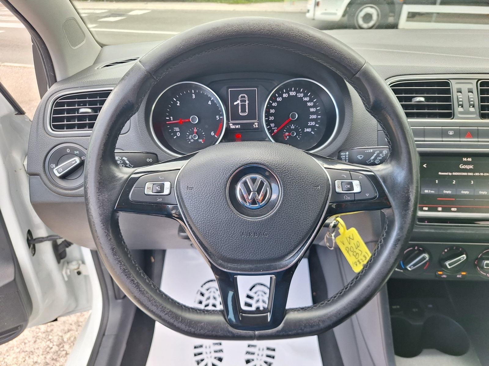 VW Polo 1,4 TDI BMT, fotografija 12
