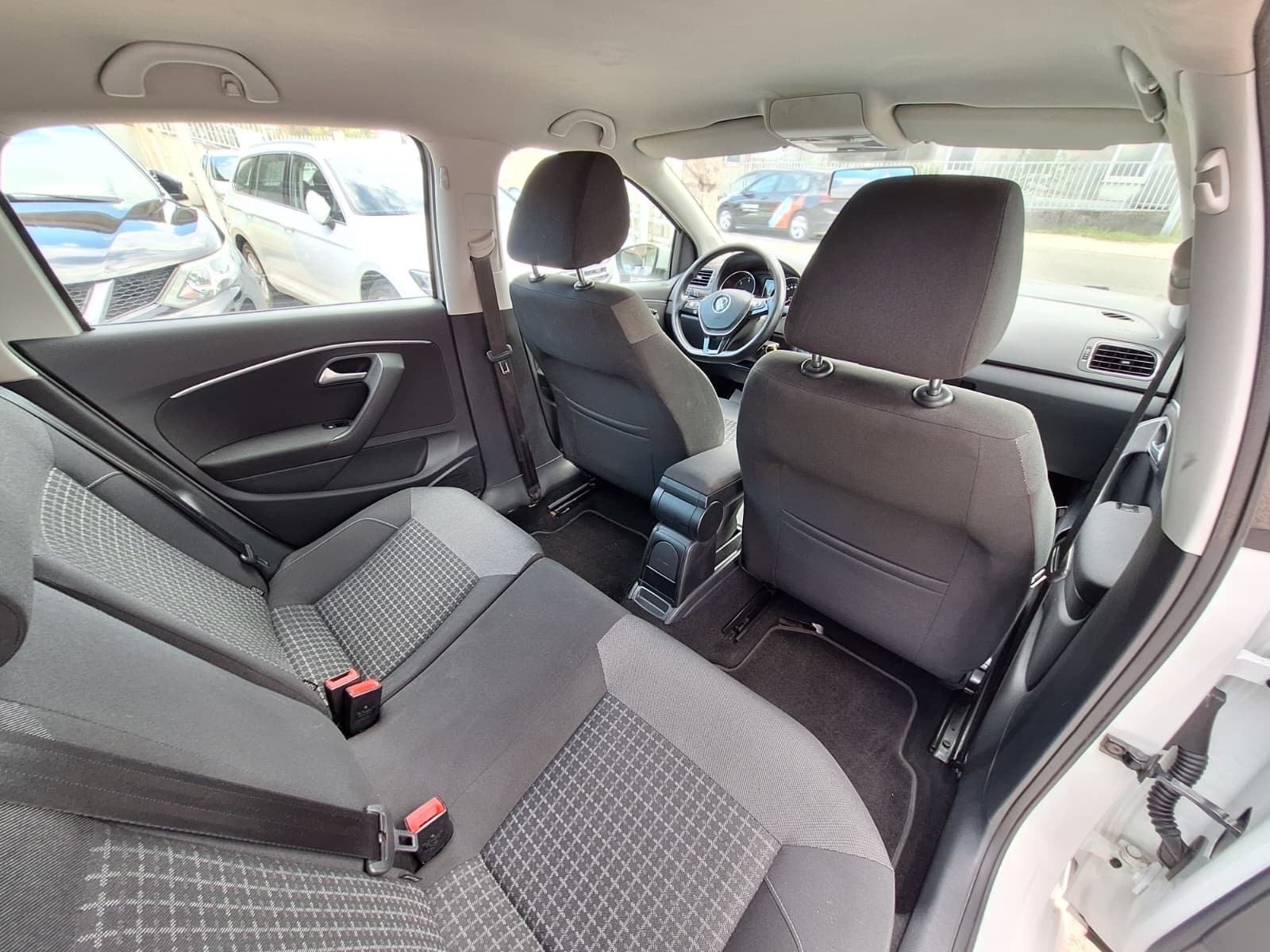VW Polo 1,4 TDI BMT, fotografija 17